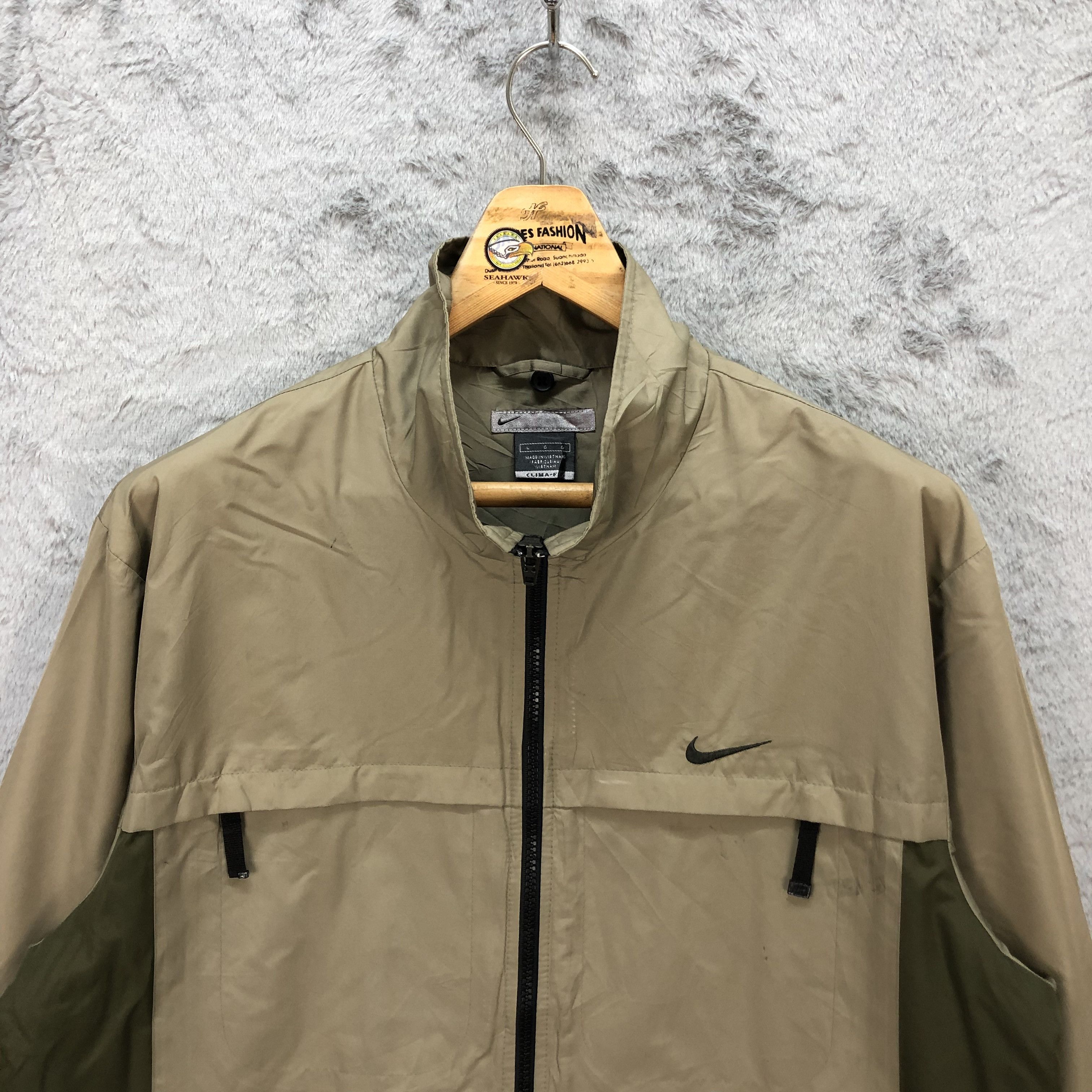 Nike NIKE CLIMA FIT LIGHT JACKET #5527-195 Size US L / EU 52-54 / 3 - 2 Thumbnail
