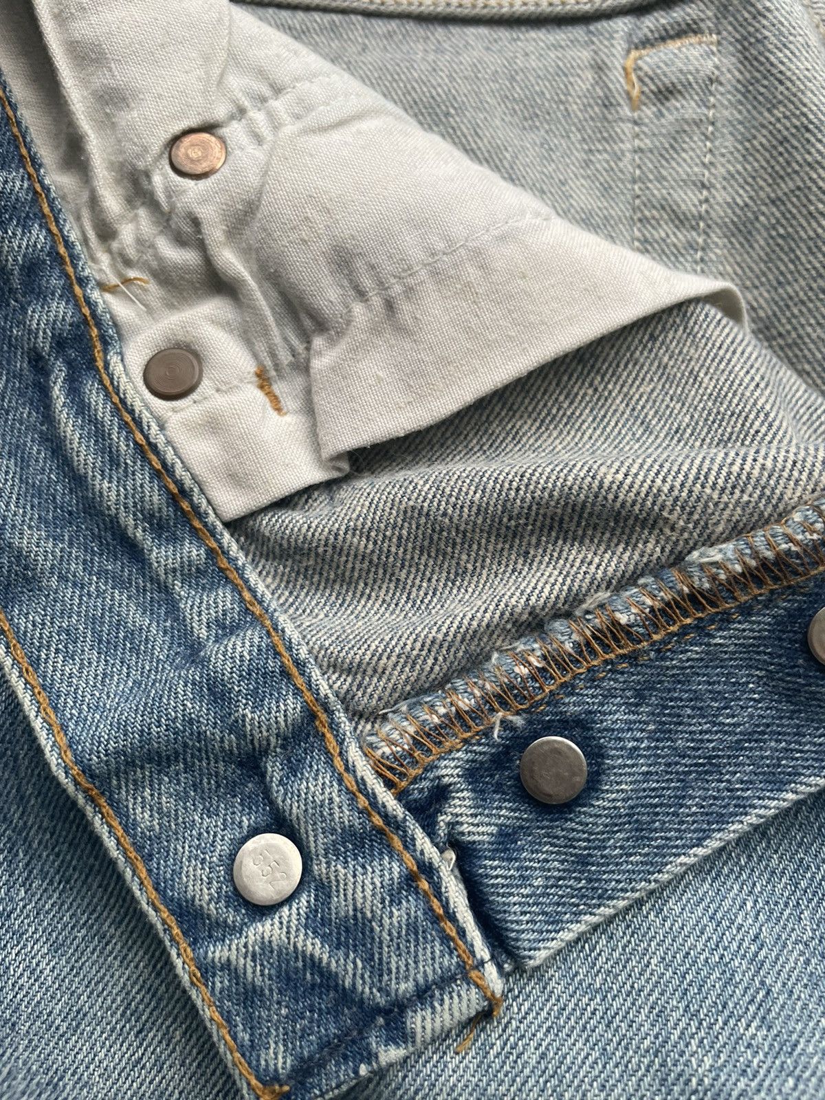 Levi's Vintage Levi’s 501 e 1992 Usa Stone Wash Aging Size US 32 / EU 48 - 16 Thumbnail