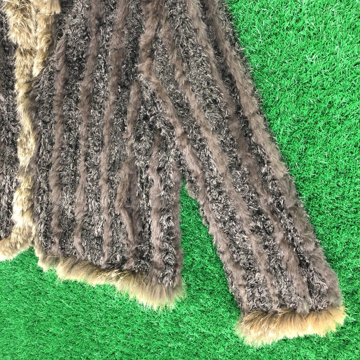 Japanese Brand Vintage Faux Fur Striped Reversable Jacket Size US L / EU 52-54 / 3 - 3 Thumbnail