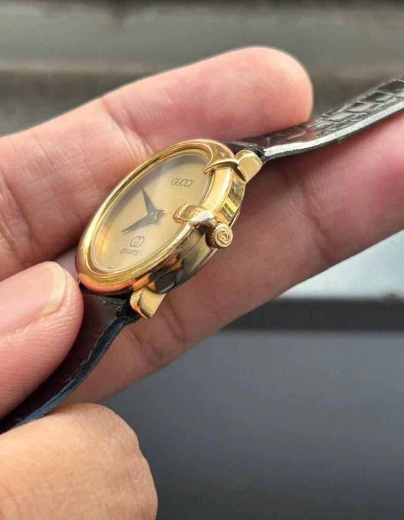 Gucci × Vintage Vintage Gucci watch very rare Size ONE SIZE - 3 Thumbnail