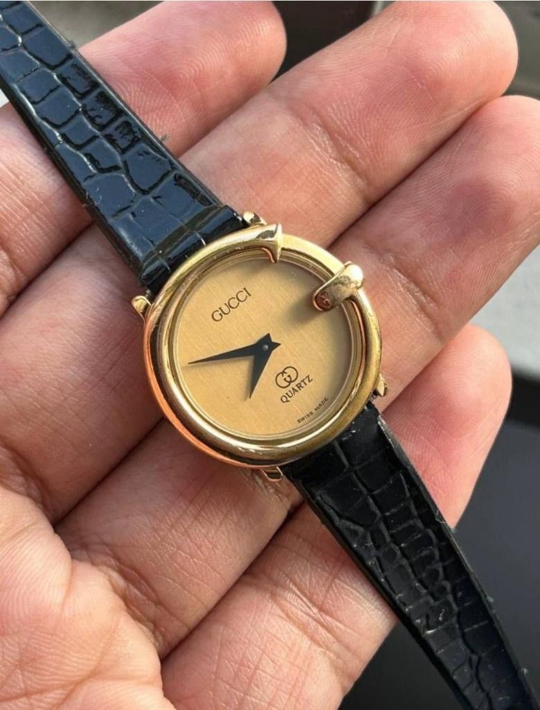 Gucci × Vintage Vintage Gucci watch very rare Size ONE SIZE - 2 Thumbnail