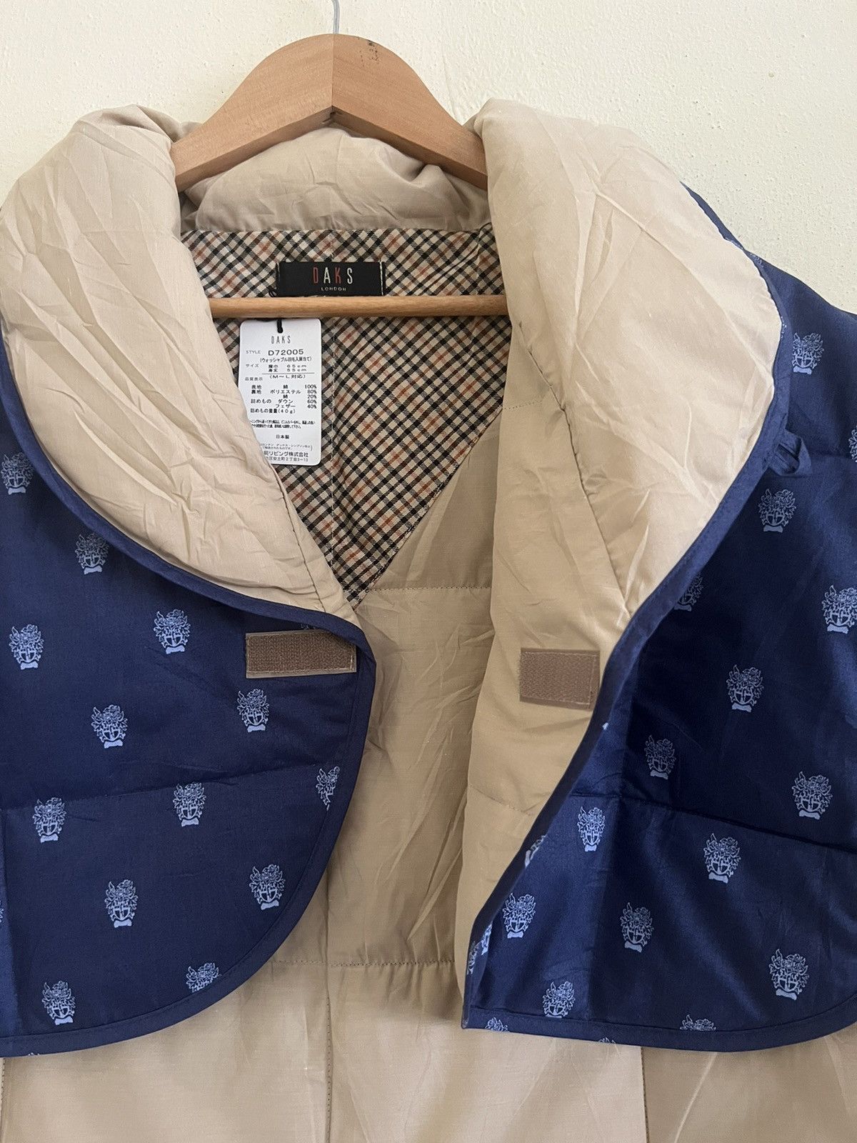 DAKS × Vintage Vintage Darks London Monogram Down Ponco Size US M / EU 48-50 / 2 - 3 Thumbnail