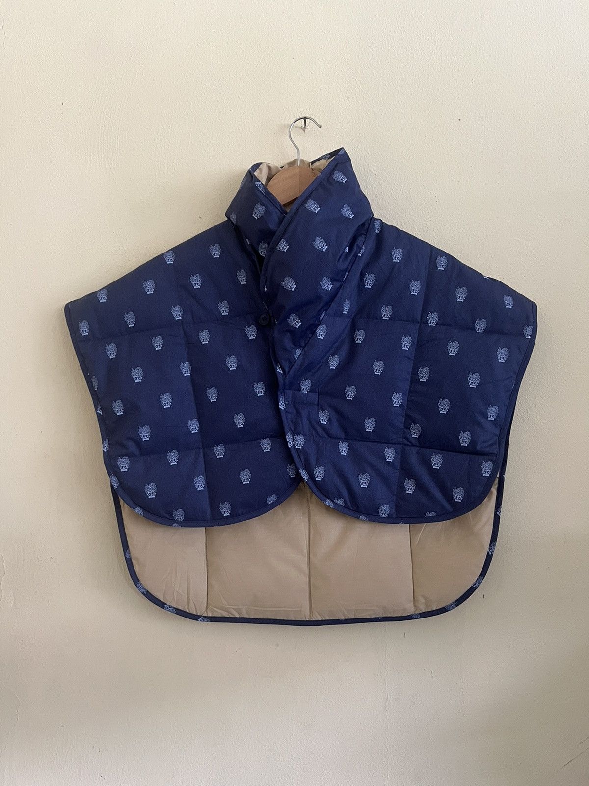 DAKS × Vintage Vintage Darks London Monogram Down Ponco Size US M / EU 48-50 / 2 - 1 Thumbnail