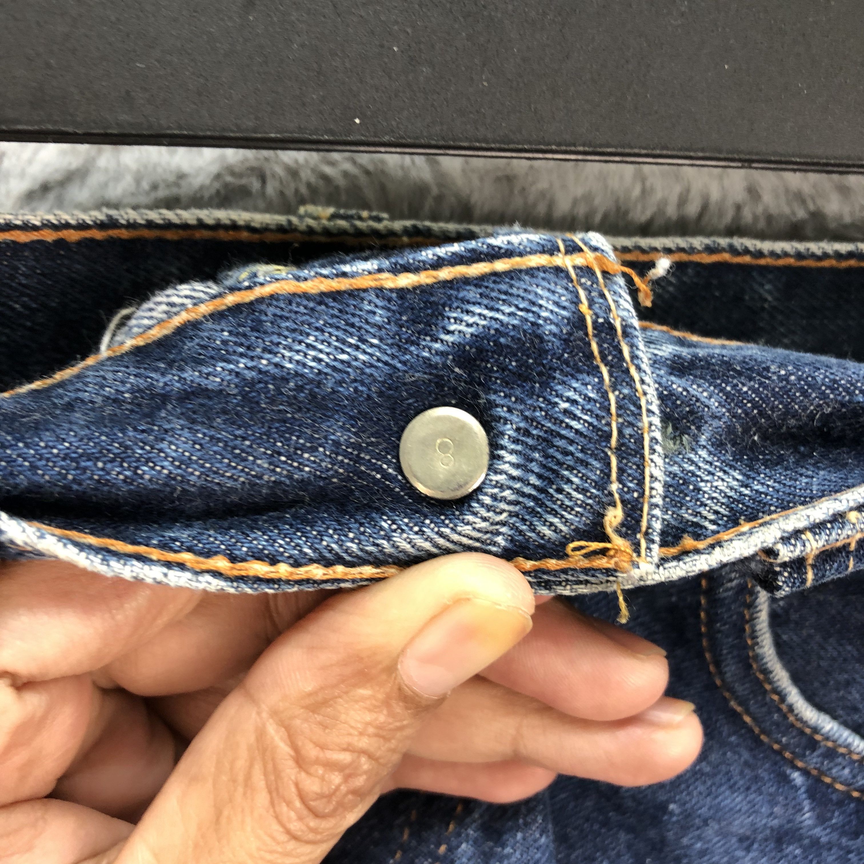 Levi's Vintage Clothing TRASHED LEVIS 502 BIG E JEANS MINI SKIRT BUTTON 8 #5082-40 Size 30" / US 8 / IT 44 - 4 Thumbnail