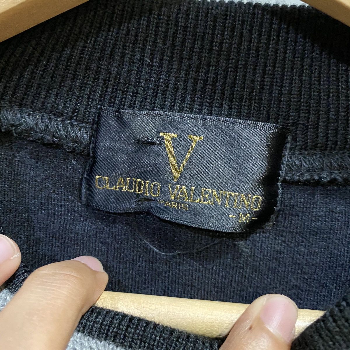 Valentino Claudio Valentino Paris Embroided Sweatshirt Size US M / EU 48-50 / 2 - 4 Thumbnail