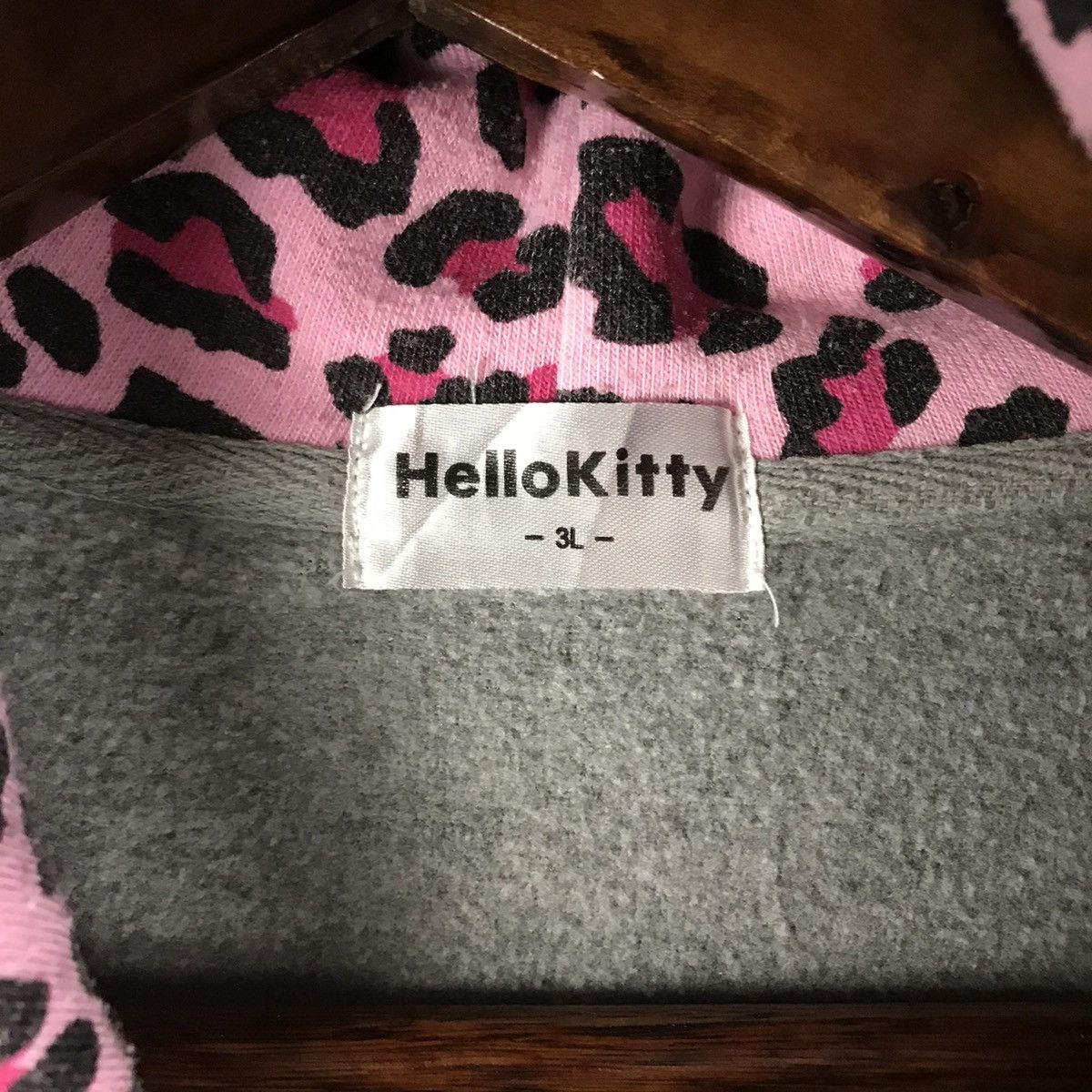 Disney Vintage Hello Kitty Hoodies Nice Design Size US L / EU 52-54 / 3 - 9 Thumbnail