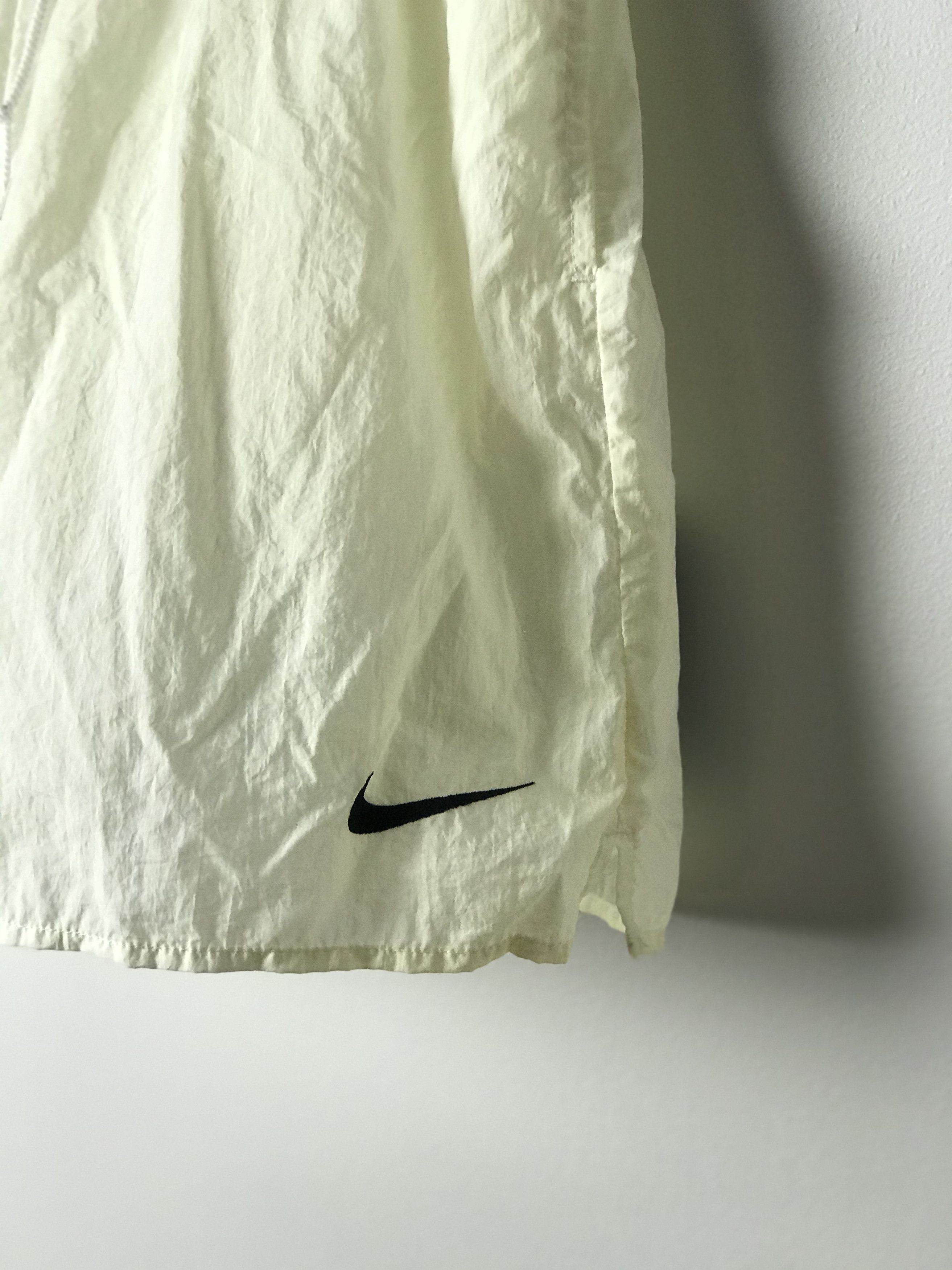 Nike Nike vintage shorts big logo swoosh 90s Size US 34 / EU 50 - 3 Thumbnail
