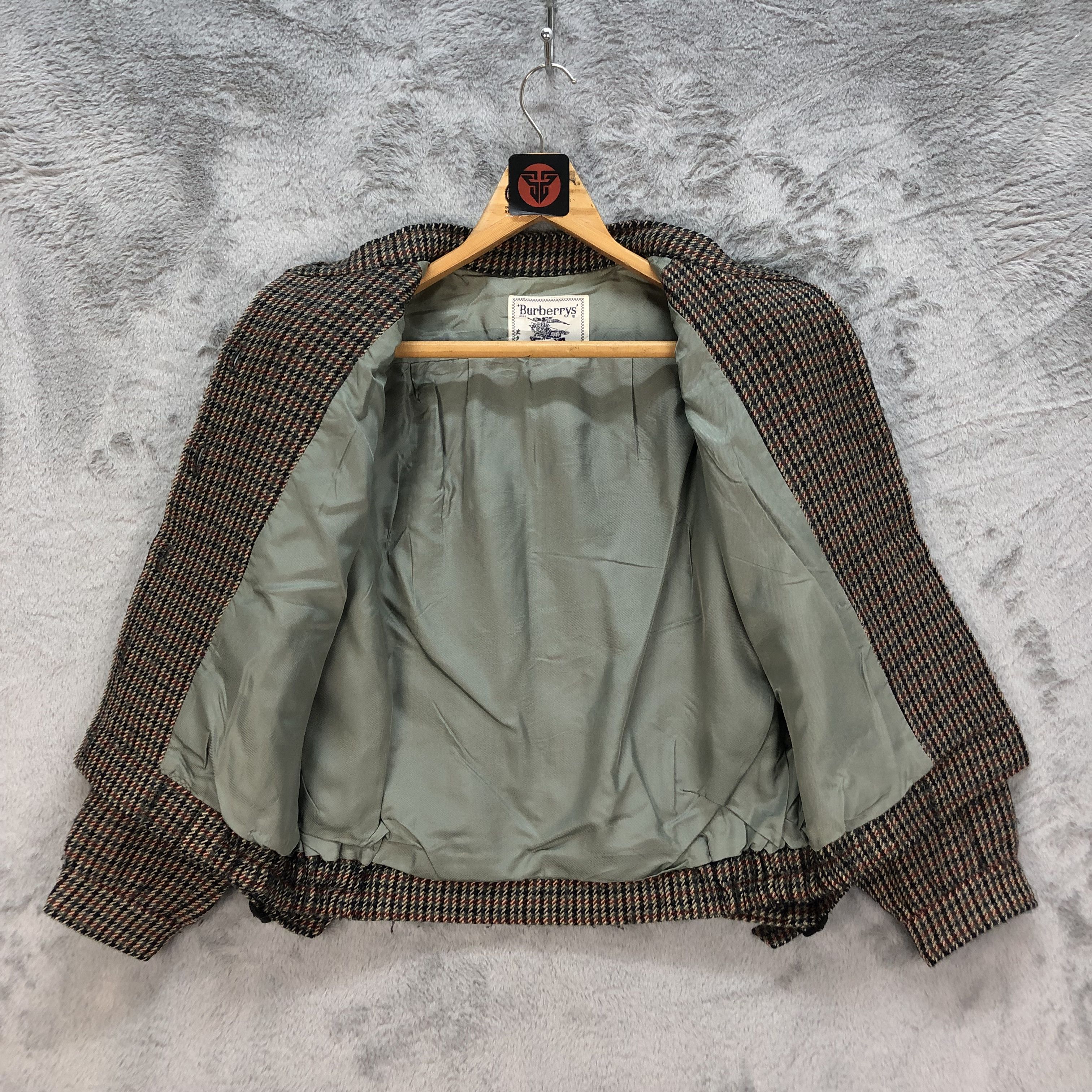 Burberry VINTAGE BURBERRYS' CHECKED WOOL CROPPED JACKET #6458-68 Size S / US 4 / IT 40 - 6 Thumbnail