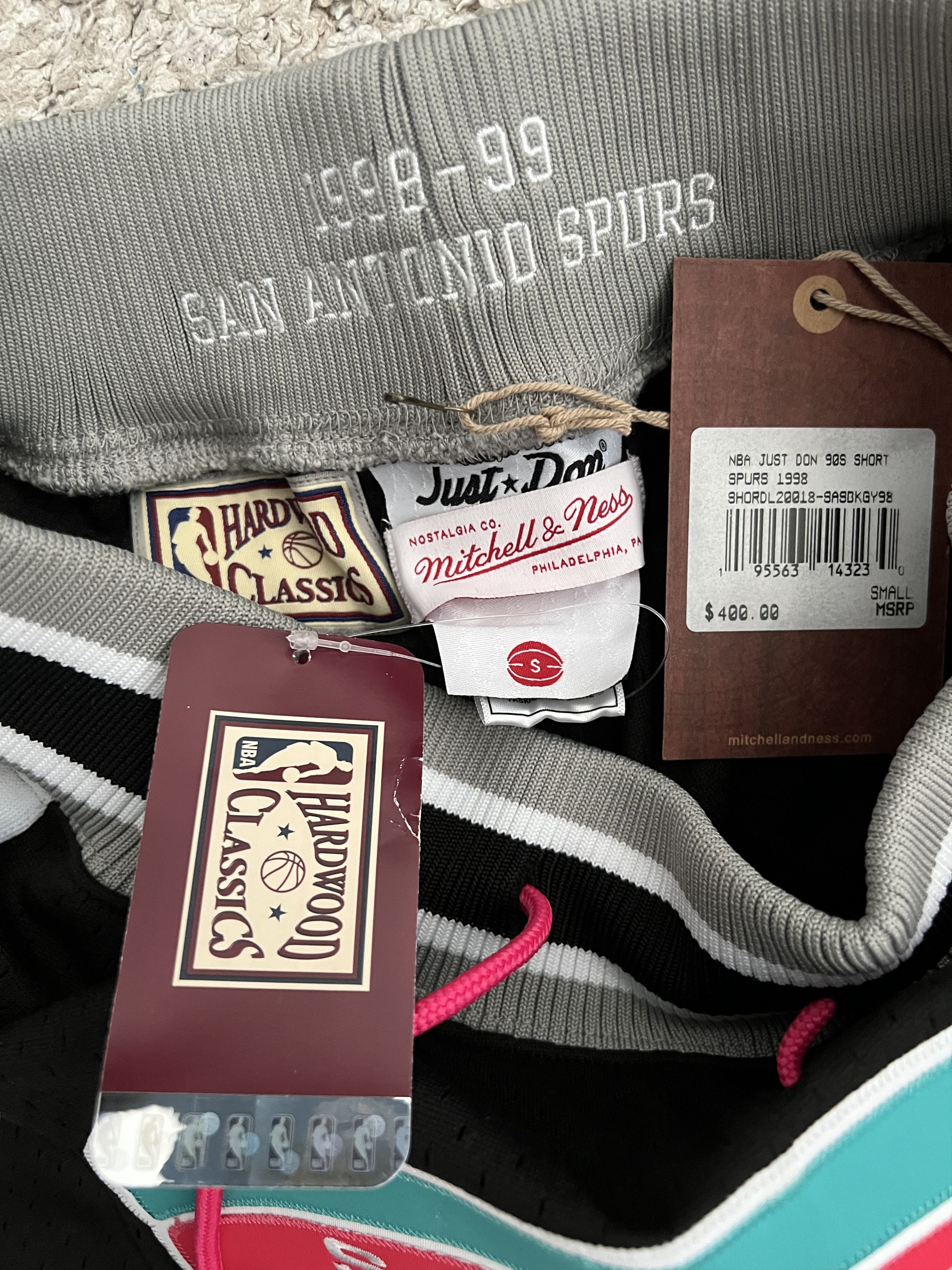 Just Don × Mitchell & Ness San Antonio Spurs 1998-99 NBA Shorts Just Don New w/ Tags Size US 30 / EU 46 - 11 Thumbnail