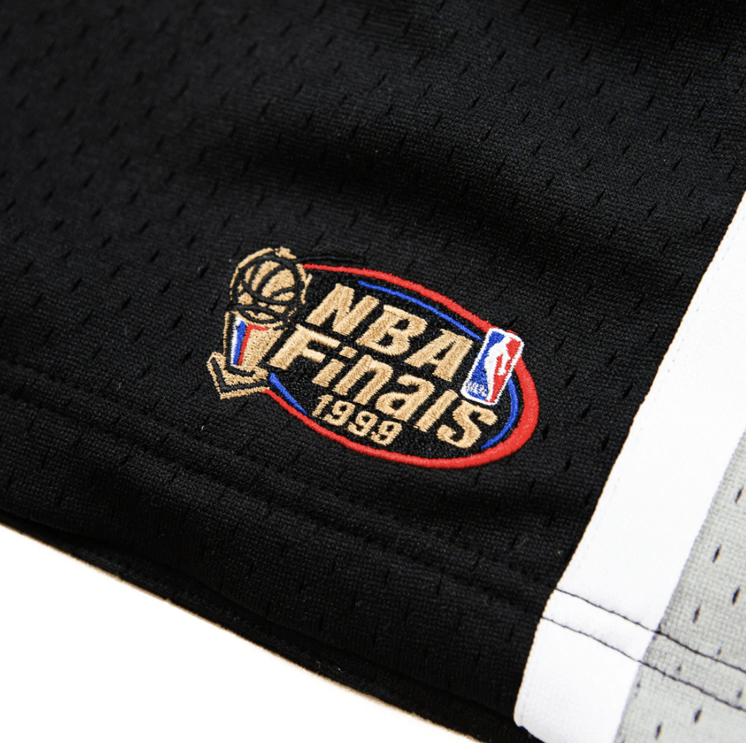 Just Don × Mitchell & Ness San Antonio Spurs 1998-99 NBA Shorts Just Don New w/ Tags Size US 30 / EU 46 - 4 Thumbnail