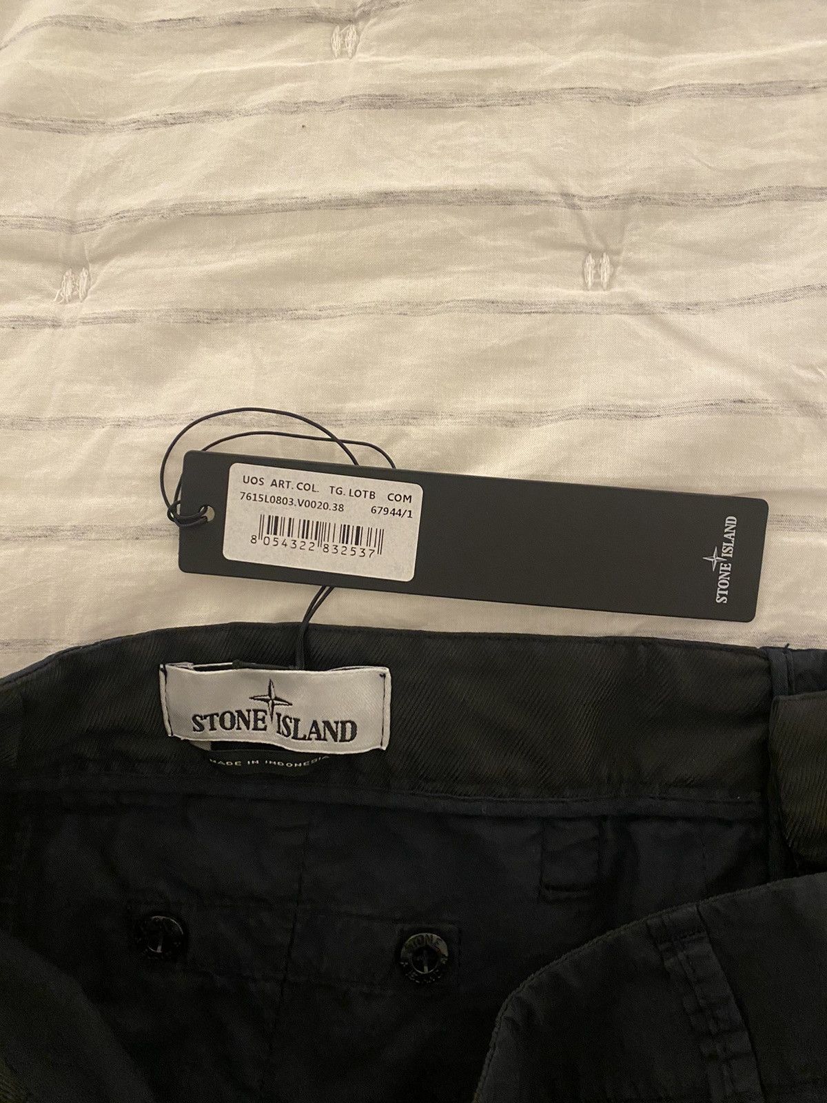 Stone Island Stone Island Paracadute Cargo Shorts NWT Size US 38 / EU 54 - 11 Thumbnail