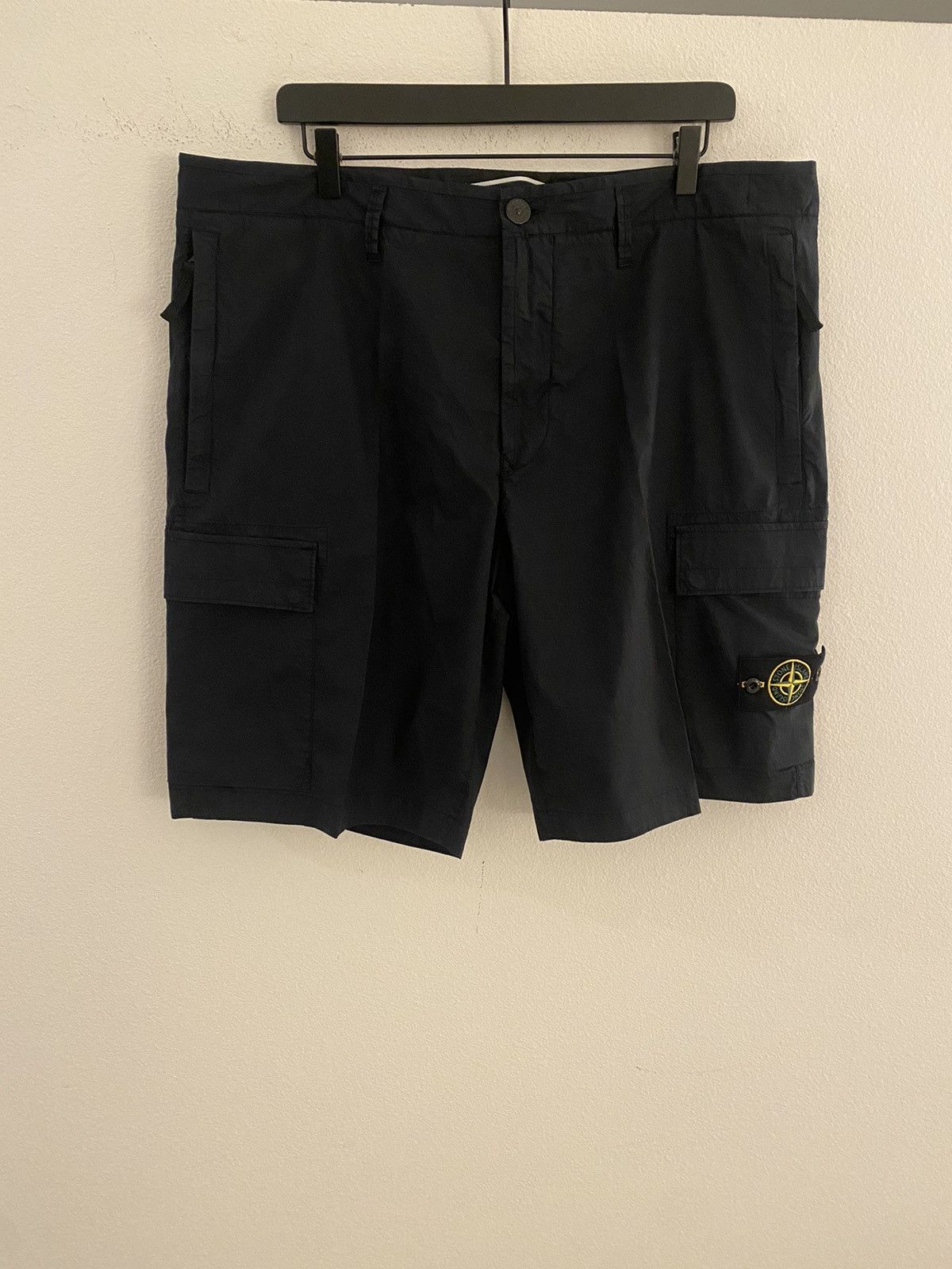 Stone Island Stone Island Paracadute Cargo Shorts NWT Size US 38 / EU 54 - 1 Thumbnail