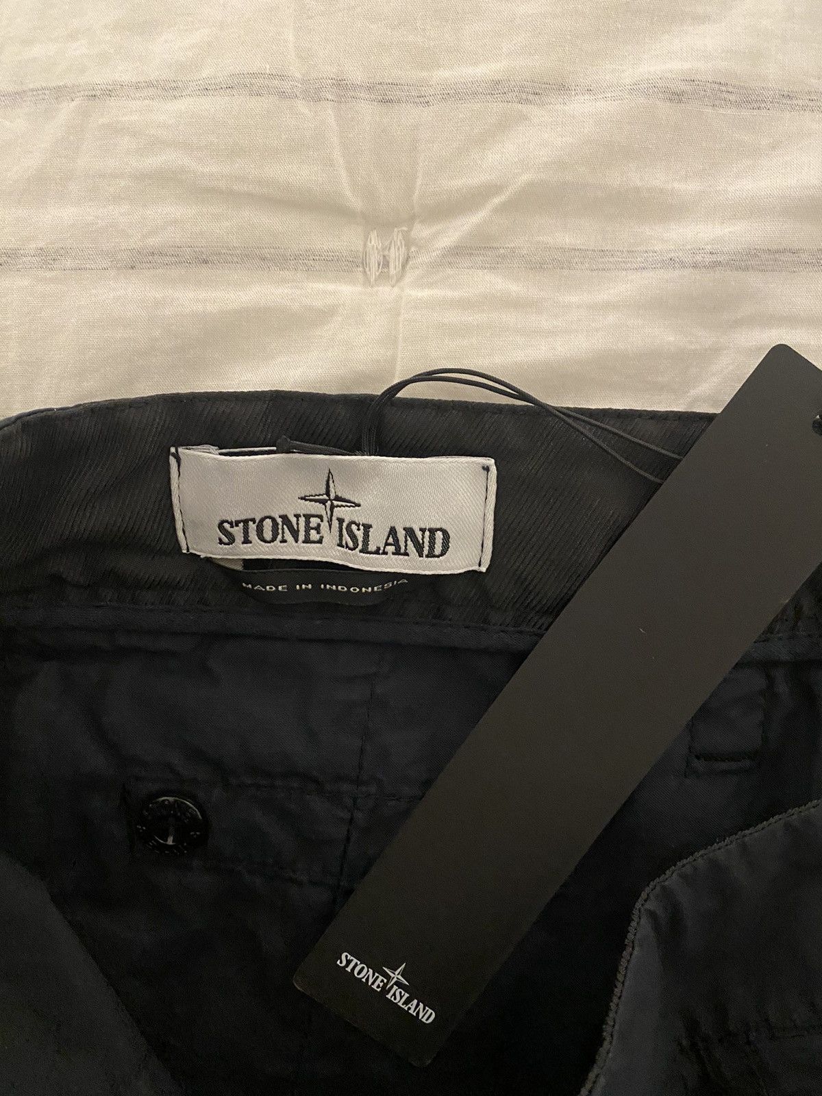 Stone Island Stone Island Paracadute Cargo Shorts NWT Size US 38 / EU 54 - 10 Thumbnail