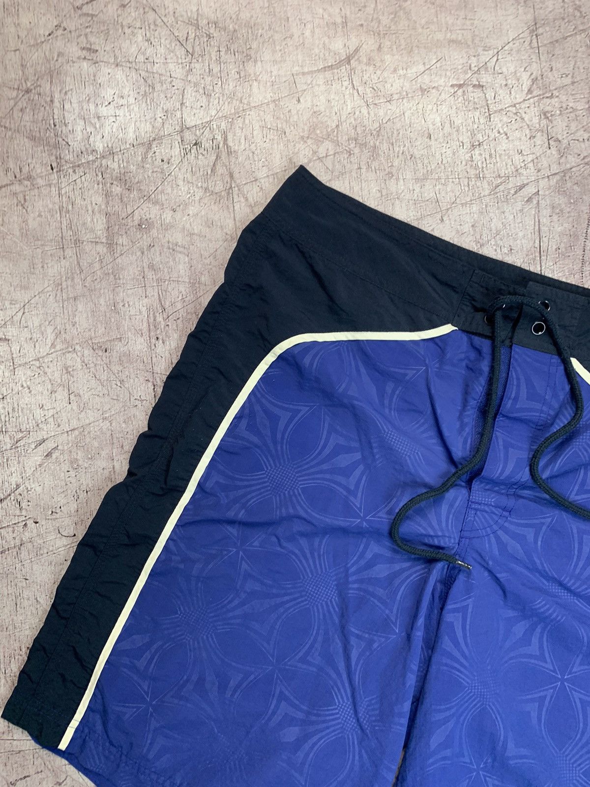 Nike × Vintage Nike Vintage Y2K Shorts Size US 32 / EU 48 - 3 Thumbnail