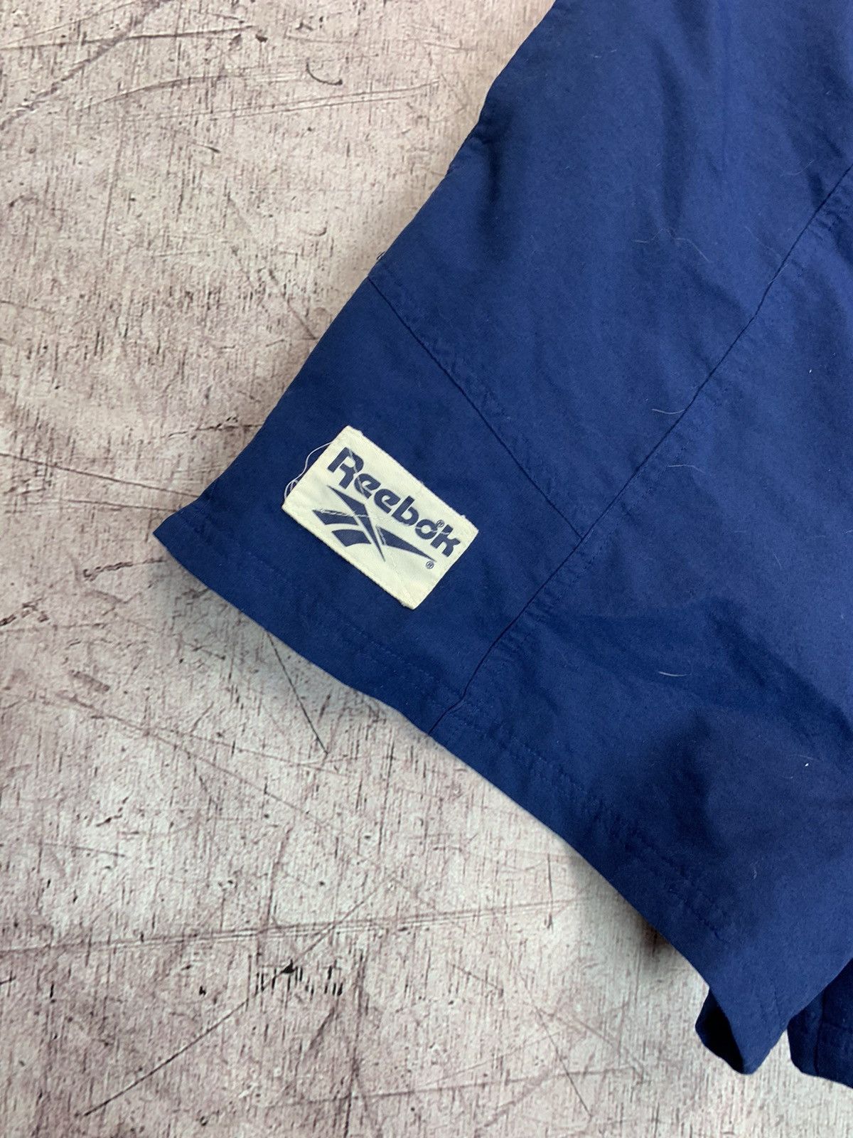 Reebok Vintage Reebok y2k Shorts Size US 32 / EU 48 - 2 Thumbnail
