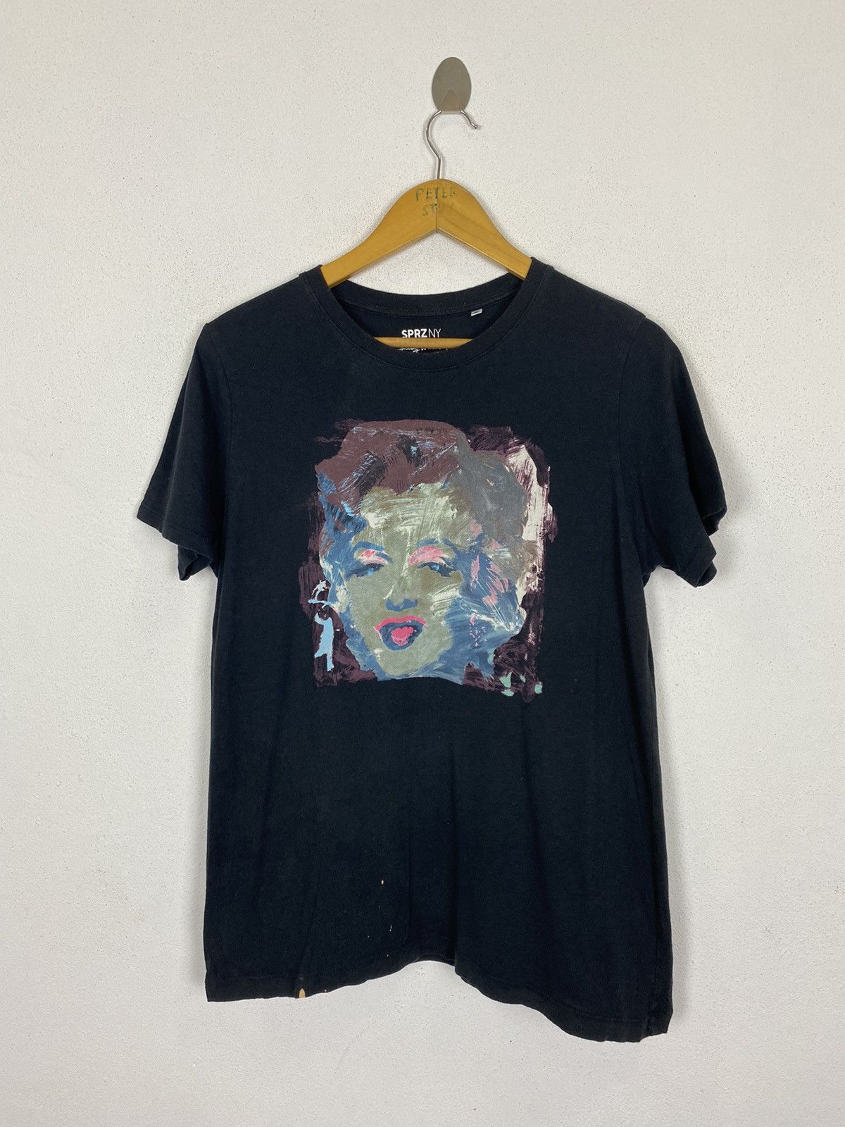 Andy Warhol × Band Tees × Uniqlo Uniqlo Andy Warhol Marilyn Monrea Shirt Size US XL / EU 56 / 4 - 2 Thumbnail