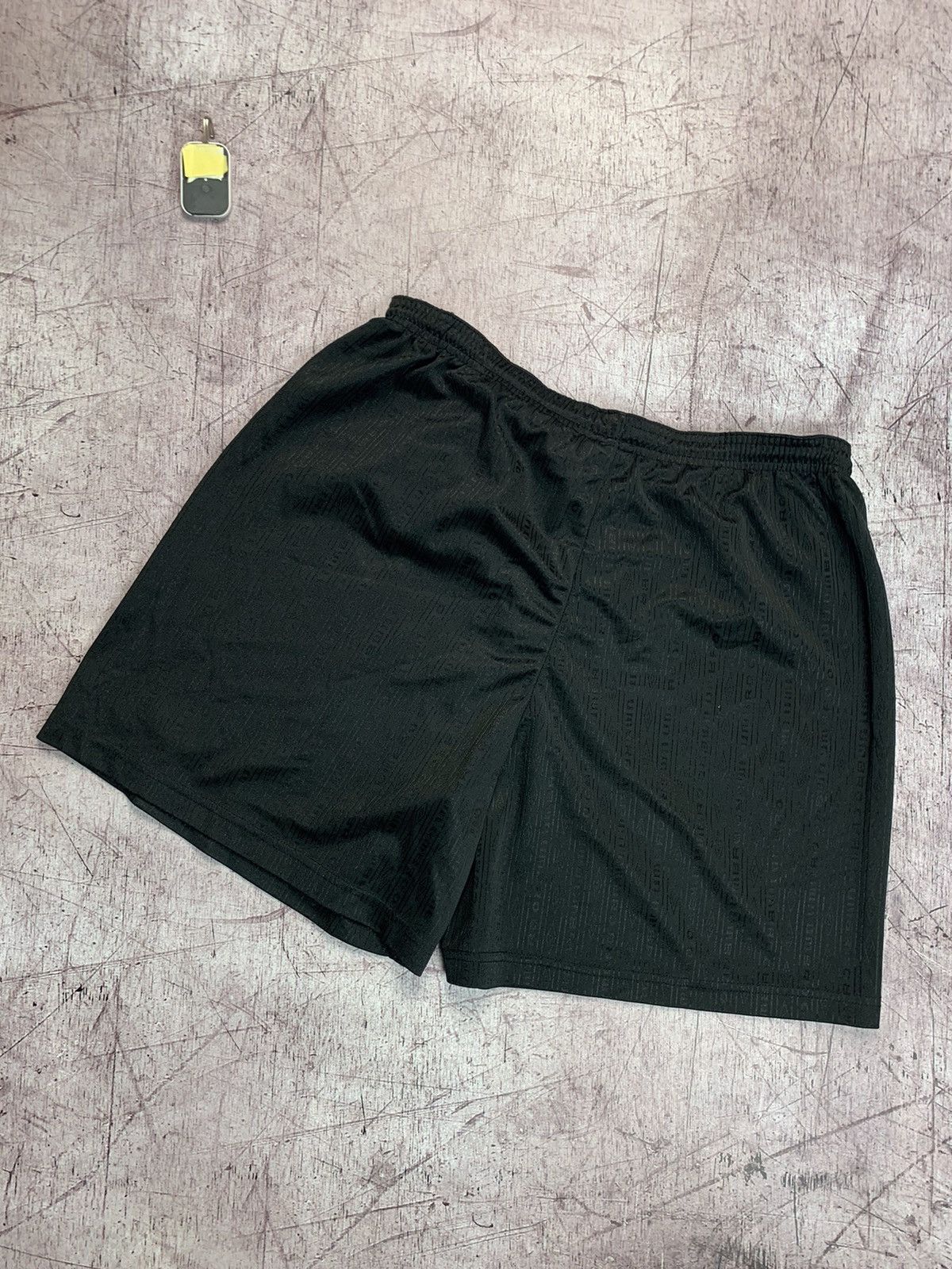 Umbro Umbro Vintage Y2K Shorts Size US 36 / EU 52 - 2 Thumbnail