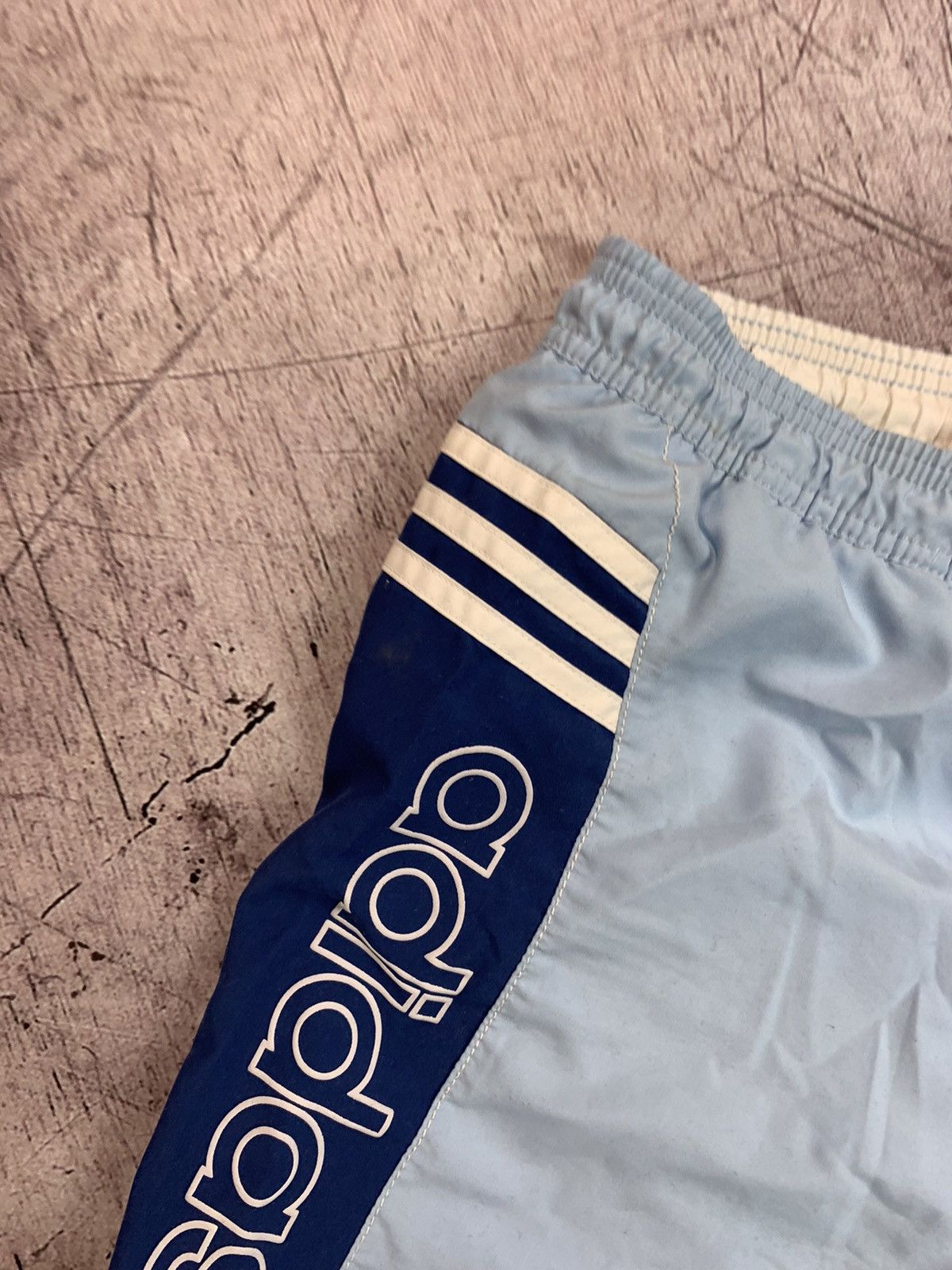Adidas × Vintage Adidas Vintage Mens Nylon Shorts Size US 34 / EU 50 - 5 Thumbnail