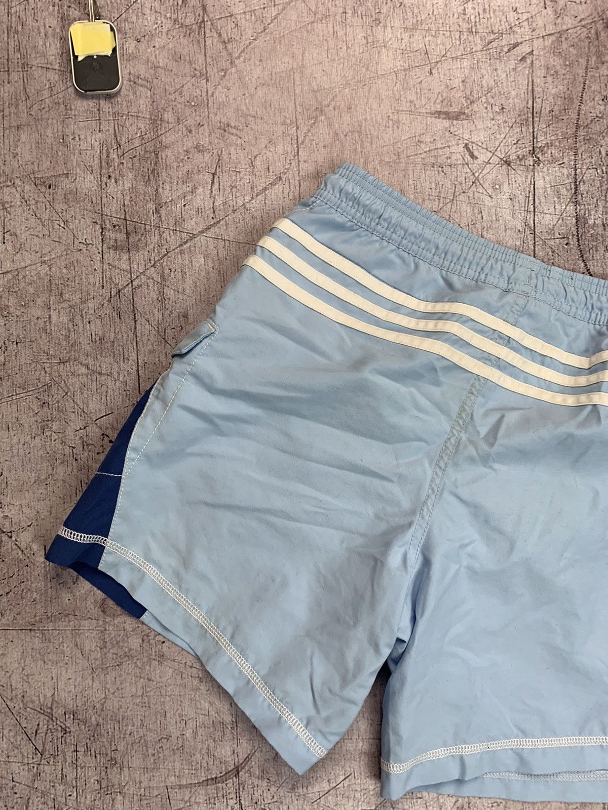 Adidas × Vintage Adidas Vintage Mens Nylon Shorts Size US 34 / EU 50 - 7 Thumbnail