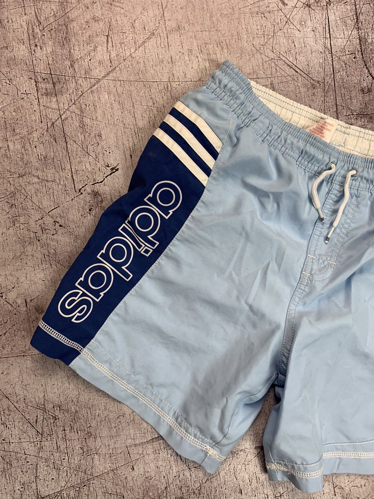 Adidas × Vintage Adidas Vintage Mens Nylon Shorts Size US 34 / EU 50 - 3 Thumbnail