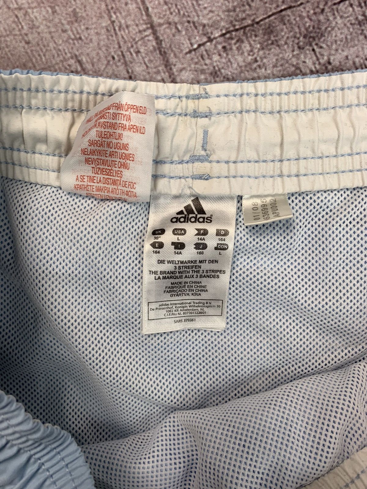Adidas × Vintage Adidas Vintage Mens Nylon Shorts Size US 34 / EU 50 - 6 Thumbnail