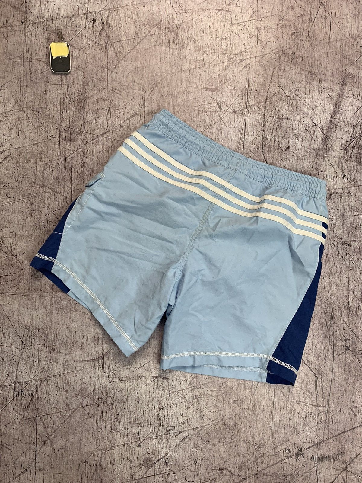 Adidas × Vintage Adidas Vintage Mens Nylon Shorts Size US 34 / EU 50 - 2 Thumbnail