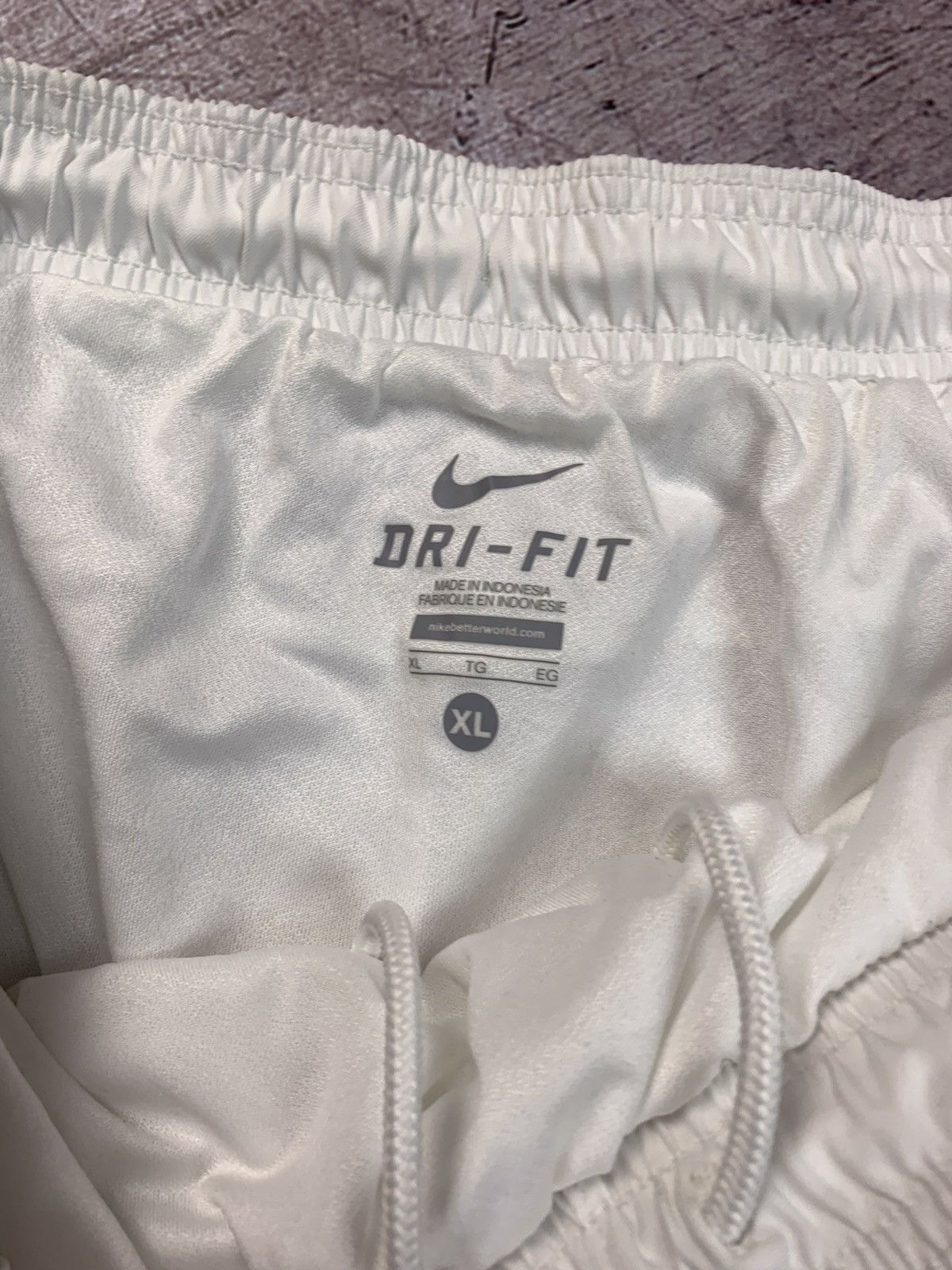 Nike Nike England Vintage Y2K Shorts Size US 36 / EU 52 - 9 Thumbnail