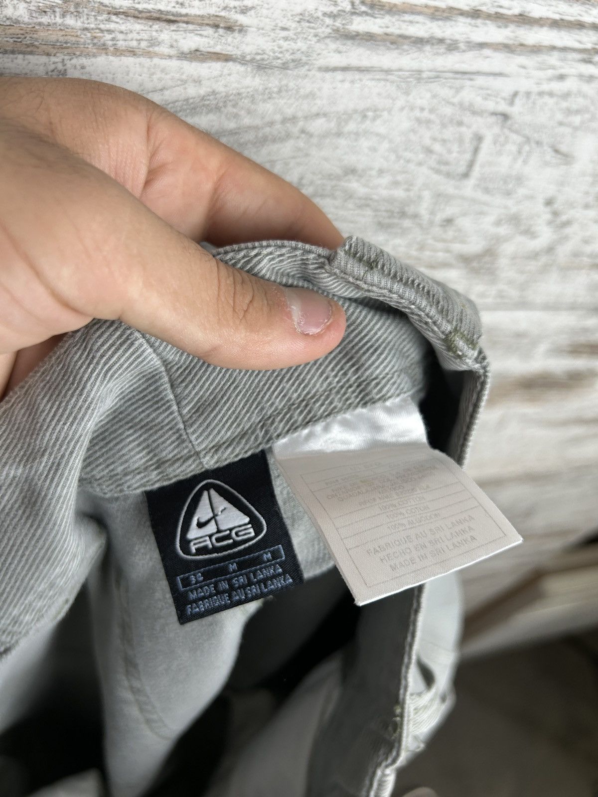 Nike ACG × Vintage Mens Vintage Nike ACG cargo shorts rare y2k streetwear drill Size US 34 / EU 50 - 15 Thumbnail