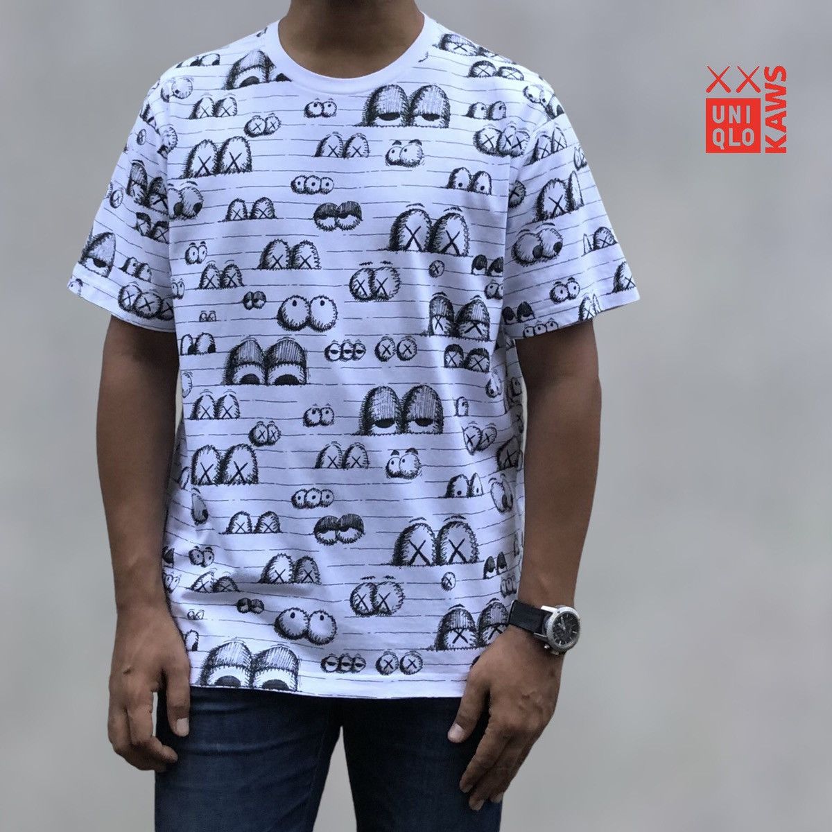 Japanese Brand 🔥KAWS x Uniqlo All Over Eyes Tee White Size US XL / EU 56 / 4 - 1 Thumbnail