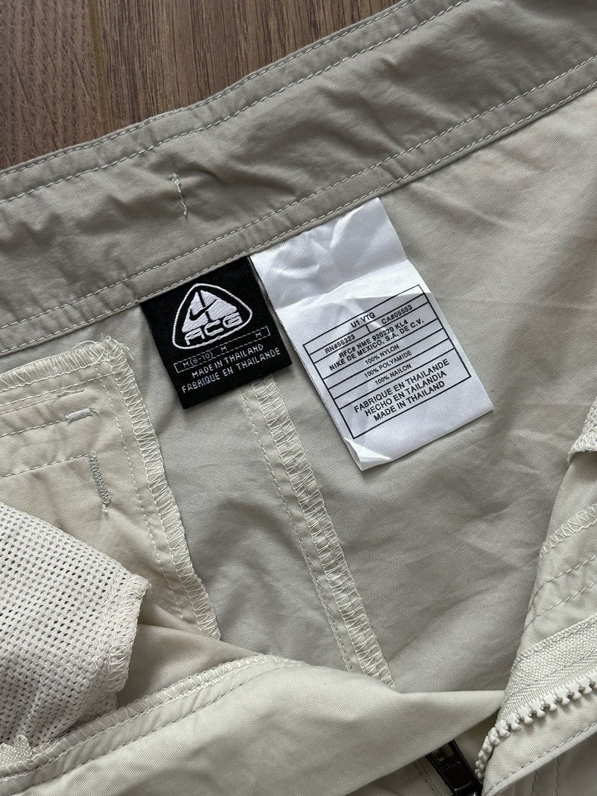 Nike ACG × Vintage Nike ACG Transformer Adjustable Ivory Nylon Women’s Pants Size 30" / US 8 / IT 44 - 8 Thumbnail