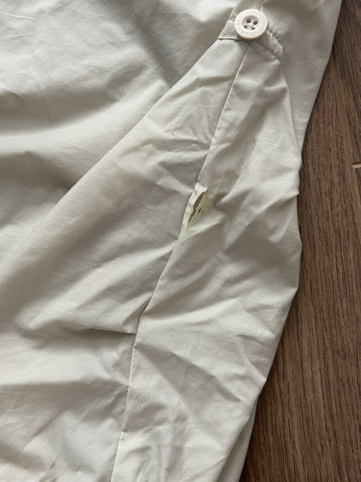 Nike ACG × Vintage Nike ACG Transformer Adjustable Ivory Nylon Women’s Pants Size 30" / US 8 / IT 44 - 13 Thumbnail