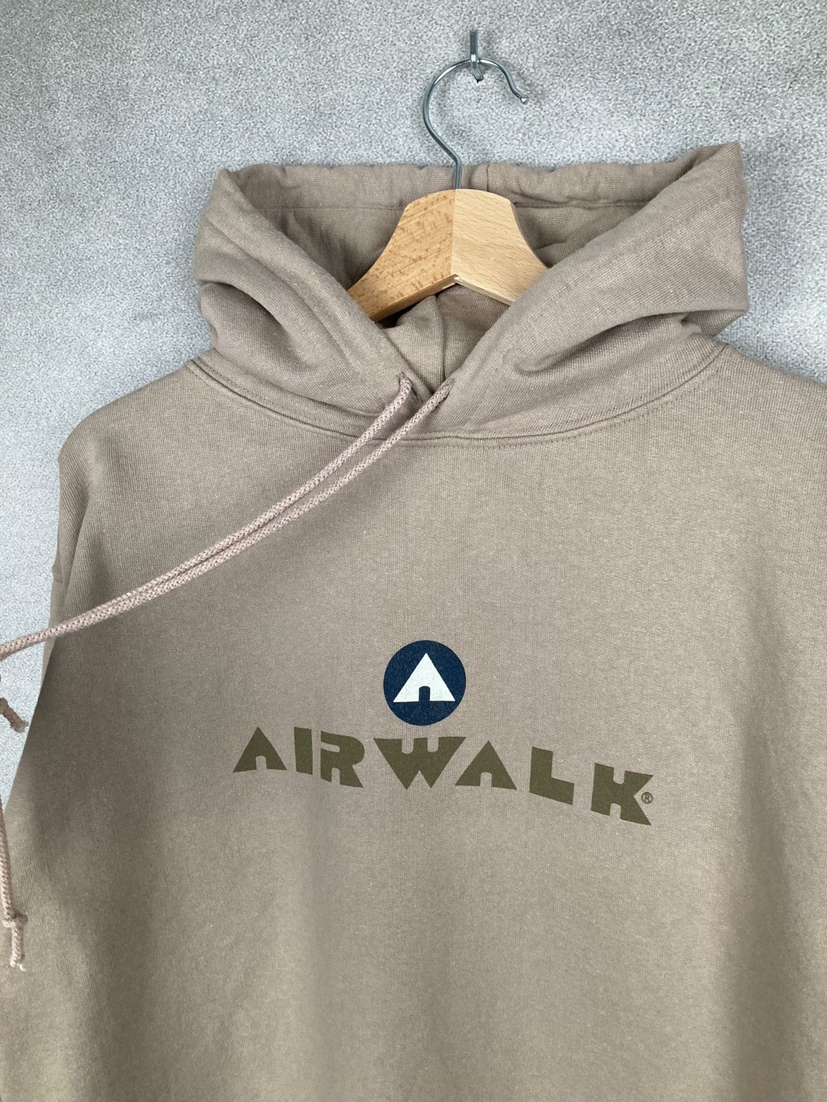 Airwalk Vintage Airwalk 90s Skateboards Hoodie Beige Skategang Size US M / EU 48-50 / 2 - 3 Thumbnail