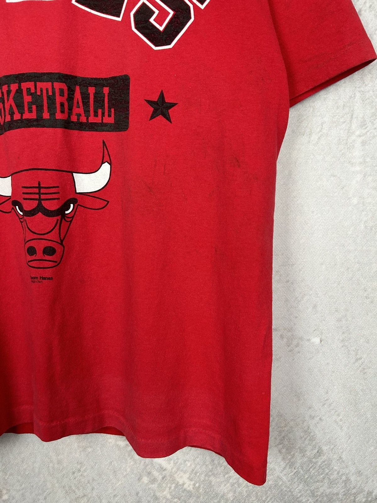 NBA × Vintage Vintage 90s Chicago Bulls NBA Single Stitch Hanes Tee Size US L / EU 52-54 / 3 - 5 Thumbnail