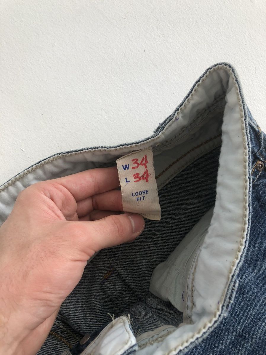 Japanese Brand Vintage Japanese whiskering Washed Perfect loose fit jeans Size US 34 / EU 50 - 11 Thumbnail