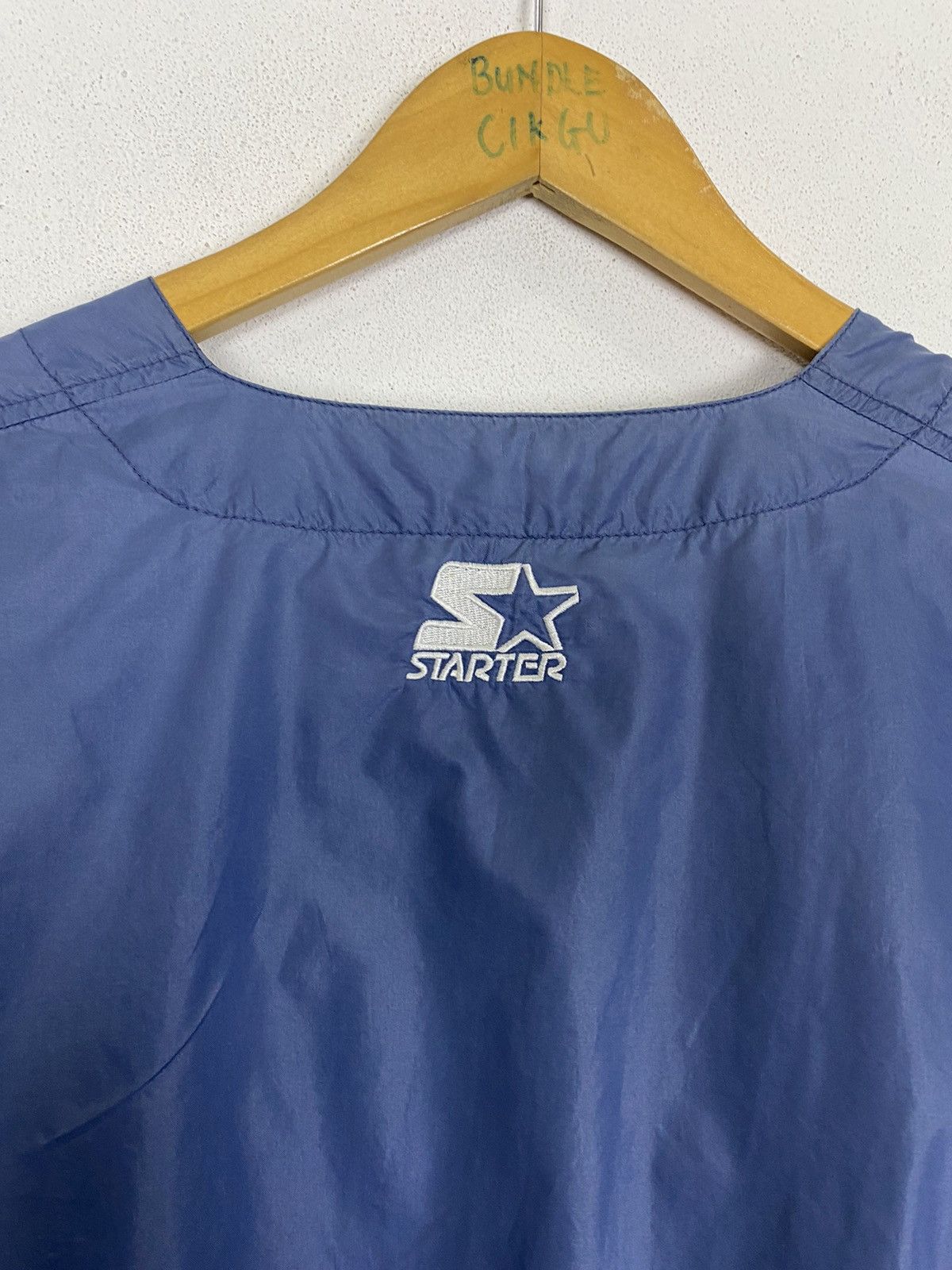 NFL VINTAGE NFL PRO LINE STARTER SHORT SLEEVE NYLON SHIRT-GK120 Size US L / EU 52-54 / 3 - 10 Thumbnail