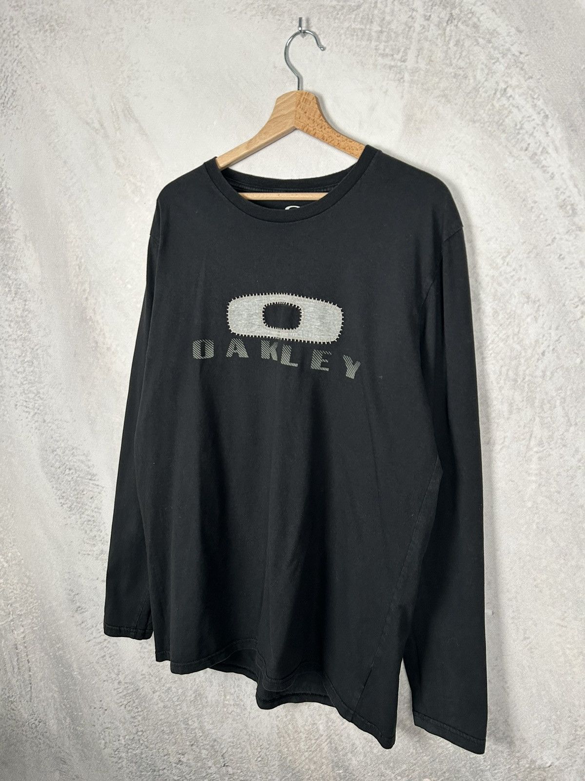 Oakley Vintage Oakley Longslee Big Logo Rare Hype Surf Style 90s Size US L / EU 52-54 / 3 - 2 Thumbnail