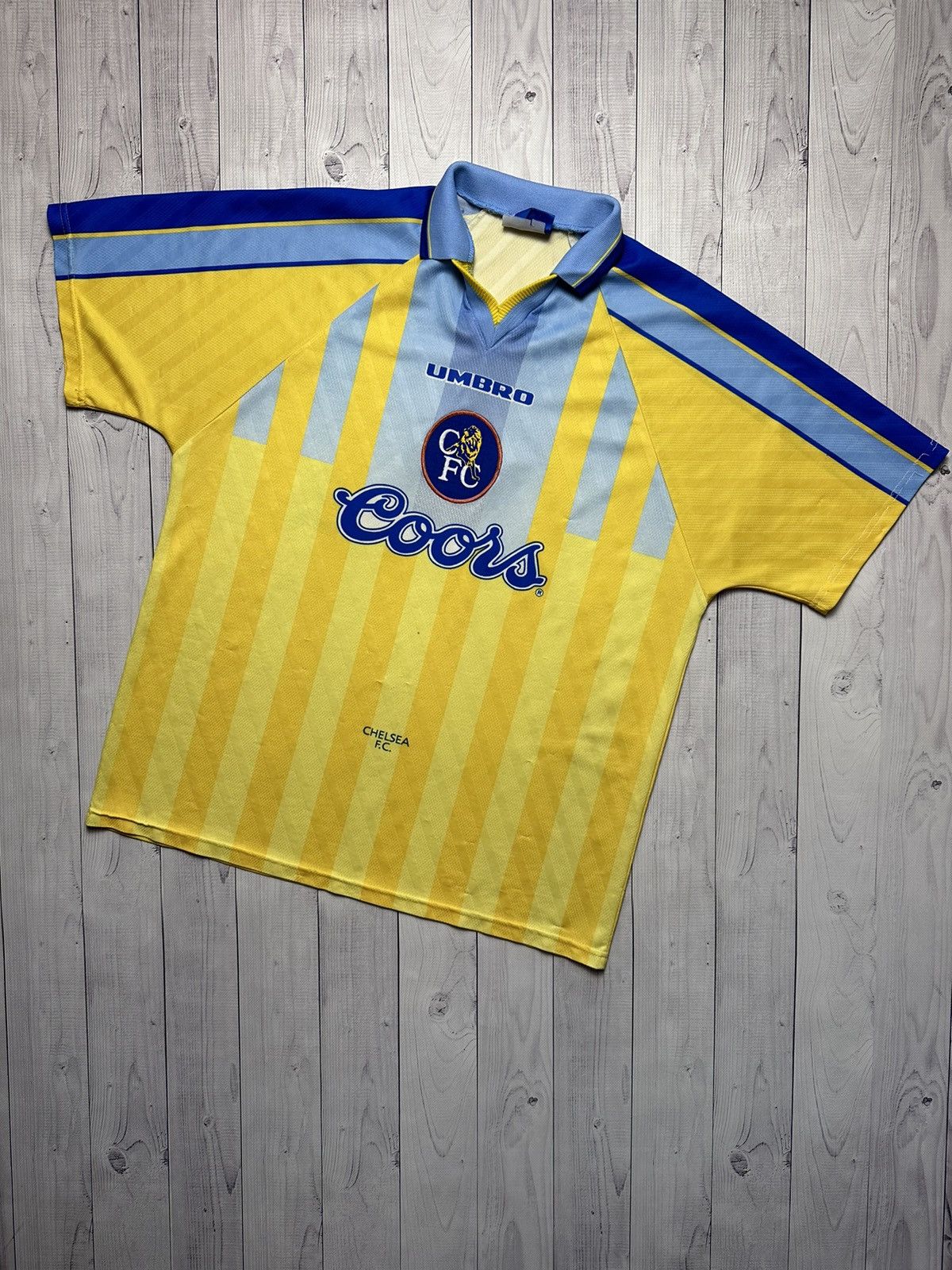 Vintage Vintage Umbro Chelsea soccer jersey yellow rare Away size XL