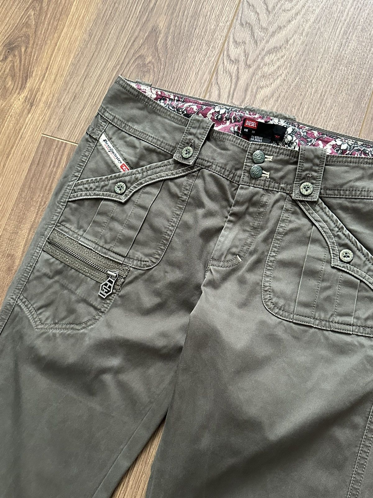 Diesel × Vintage Diesel Vintage Khaki Cotton Embroidered Women’s Pants Size 28" / US 6 / IT 42 - 3 Thumbnail