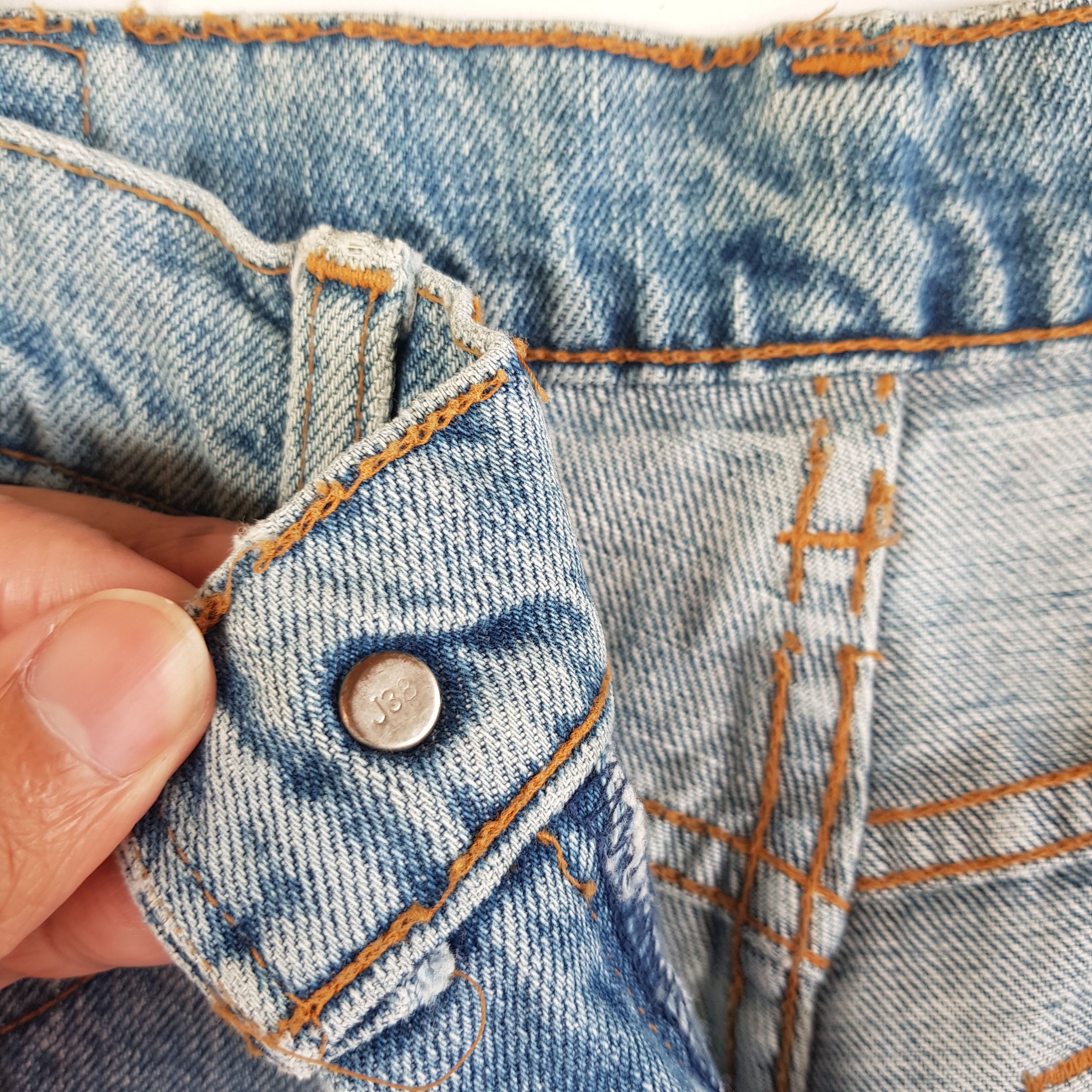 Levi's Vintage Levi's Light Wash Jeans Levis 543 Sun Faded Denim Size 26" / US 2 / IT 38 - 7 Thumbnail