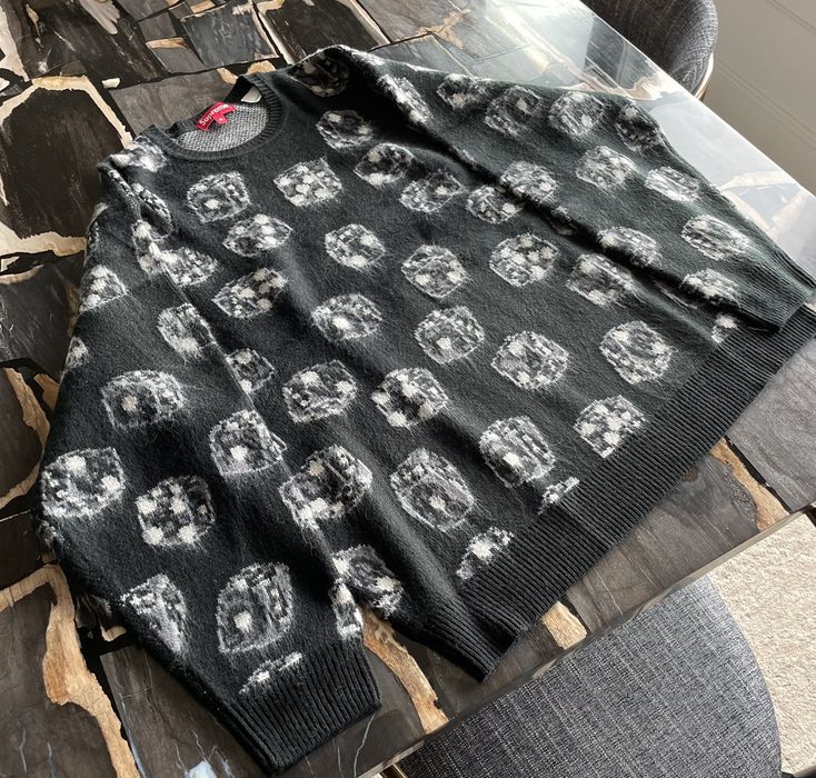 格安販売中 supreme 2021 dice - Preview Supreme sweater Fall