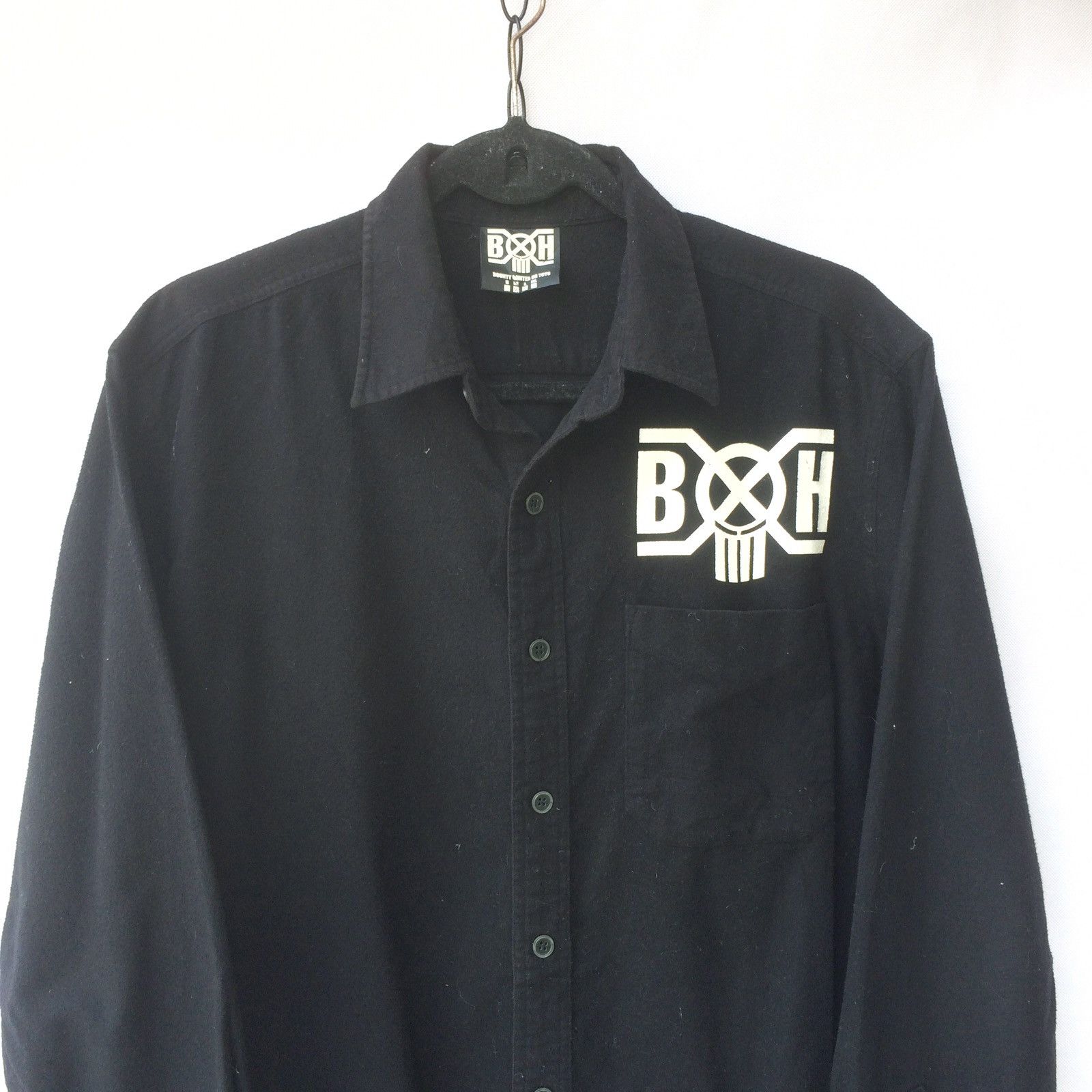 Bounty Hunter Dark Spellout Big Logo Button downs LS Shirt Size US M / EU 48-50 / 2 - 3 Thumbnail