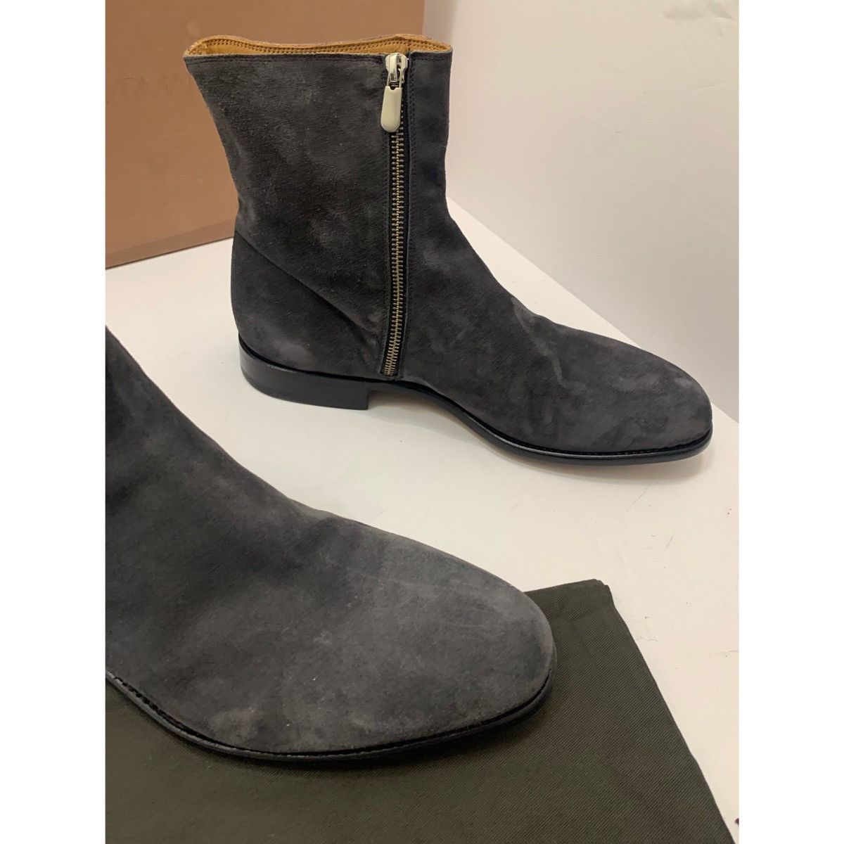 Armando Cabral ARMANDO CABRAL SUEDE ZIPPED BOOTS Size US 10 / EU 43 - 11 Thumbnail
