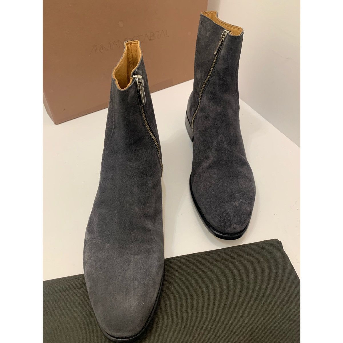 Armando Cabral ARMANDO CABRAL SUEDE ZIPPED BOOTS Size US 10 / EU 43 - 12 Thumbnail