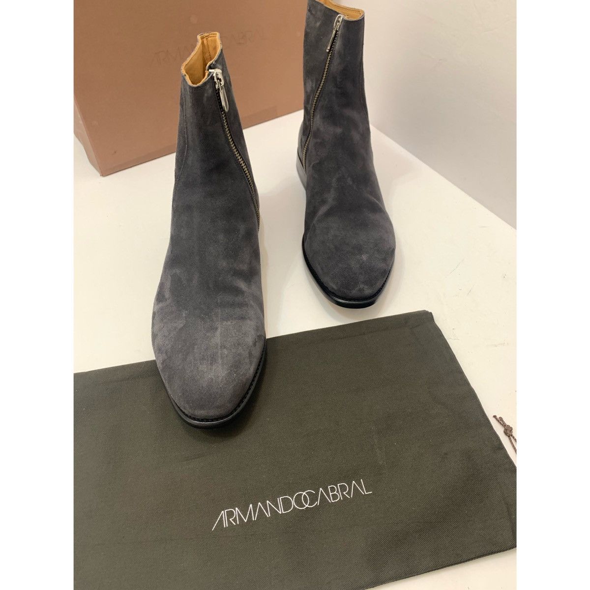 Armando Cabral ARMANDO CABRAL SUEDE ZIPPED BOOTS Size US 10 / EU 43 - 2 Thumbnail