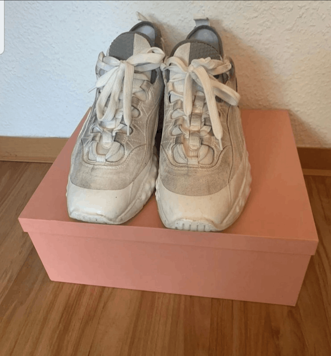 Acne Studios 570€ Acne Studios Rockaway Dip Tumbled White Gum Sneaker Size US 11 / EU 44 - 1 Thumbnail