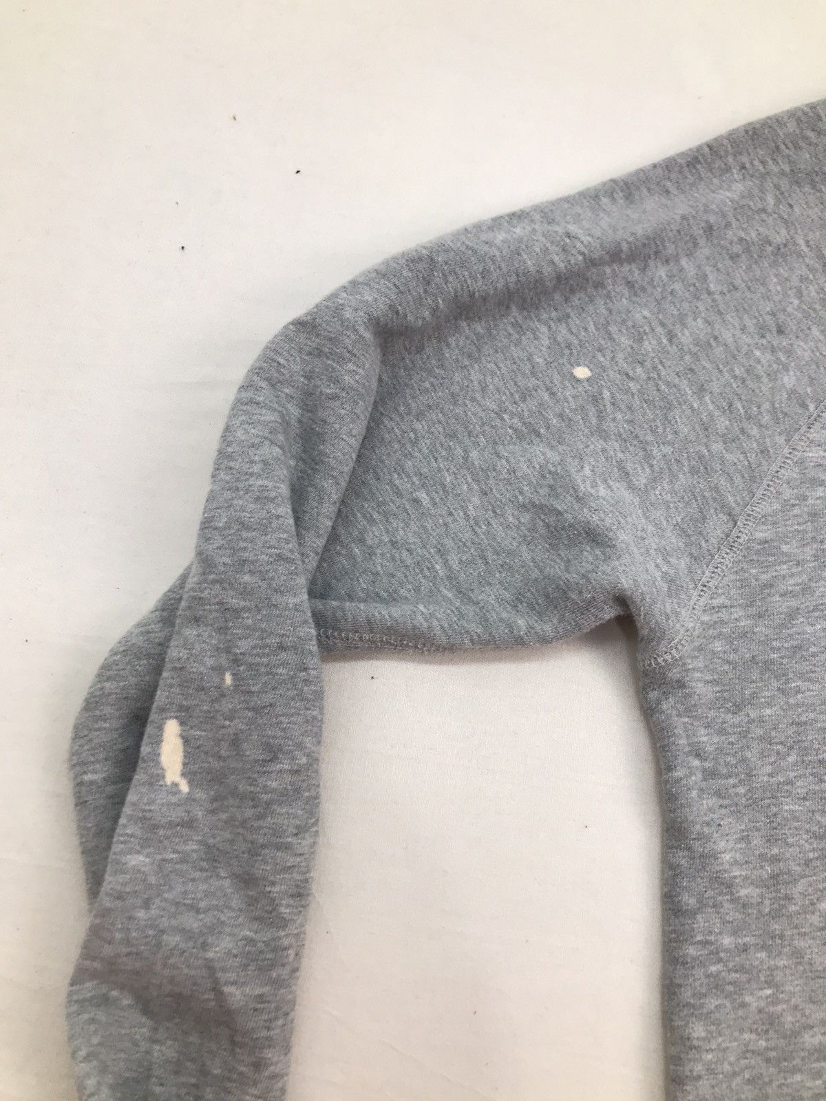 Modern Amusement Modern Amusement box logo supreme style sweater Size US M / EU 48-50 / 2 - 18 Thumbnail