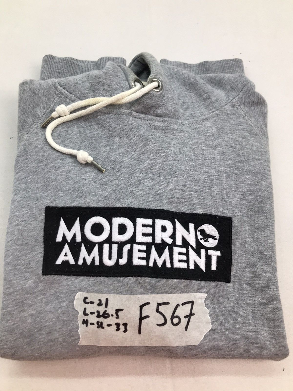 Modern Amusement Modern Amusement box logo supreme style sweater Size US M / EU 48-50 / 2 - 24 Thumbnail
