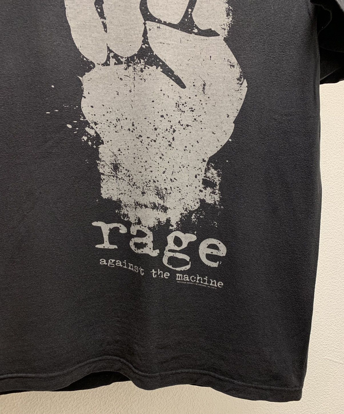 Band Tees Rage again the machine vintage band tee rock t-shirt L sz Size US L / EU 52-54 / 3 - 2 Thumbnail