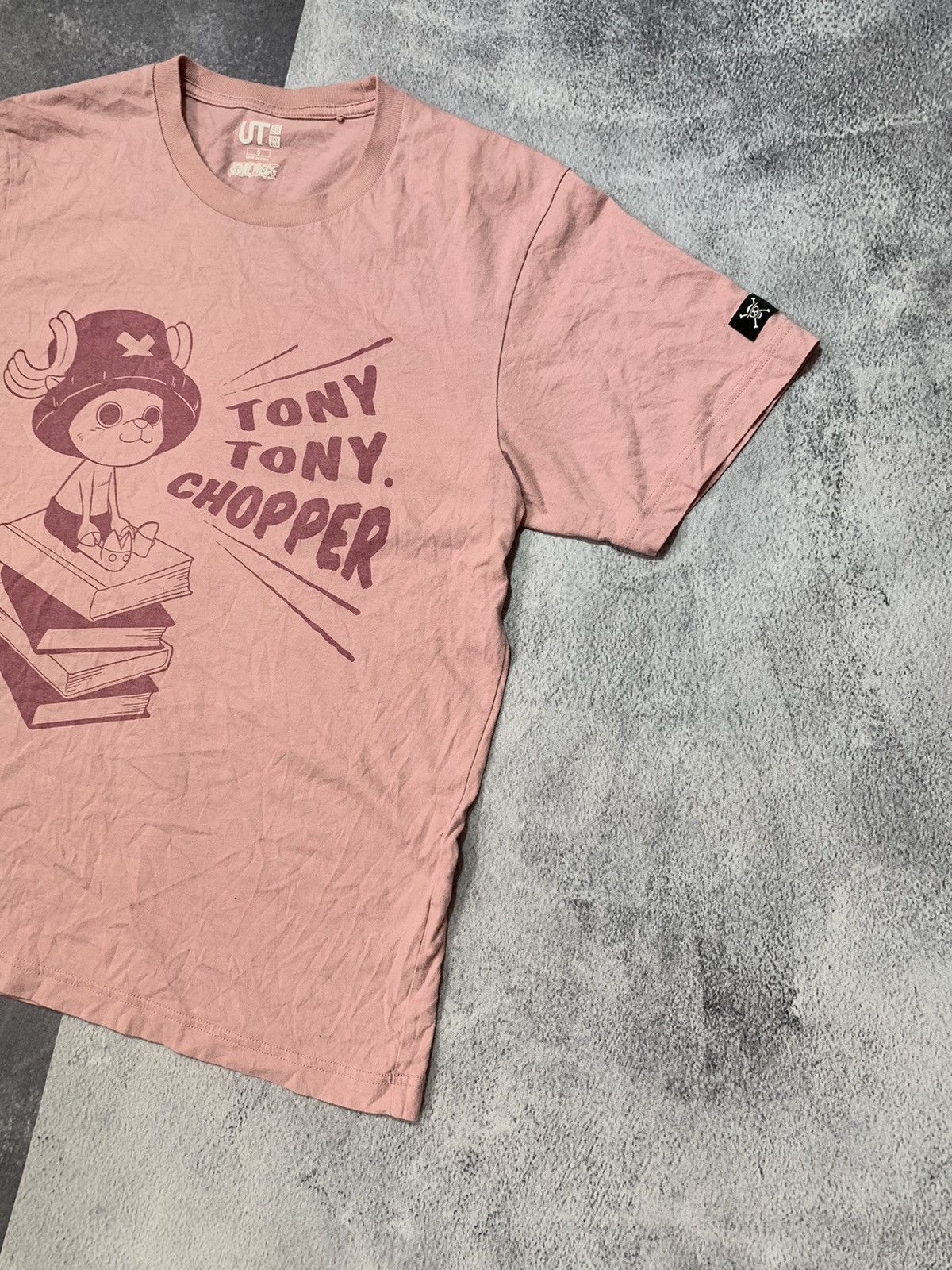 One Piece × Uniqlo Vintage Y2K One Piece anima tee big logo streetwear size S Size US S / EU 44-46 / 1 - 2 Thumbnail