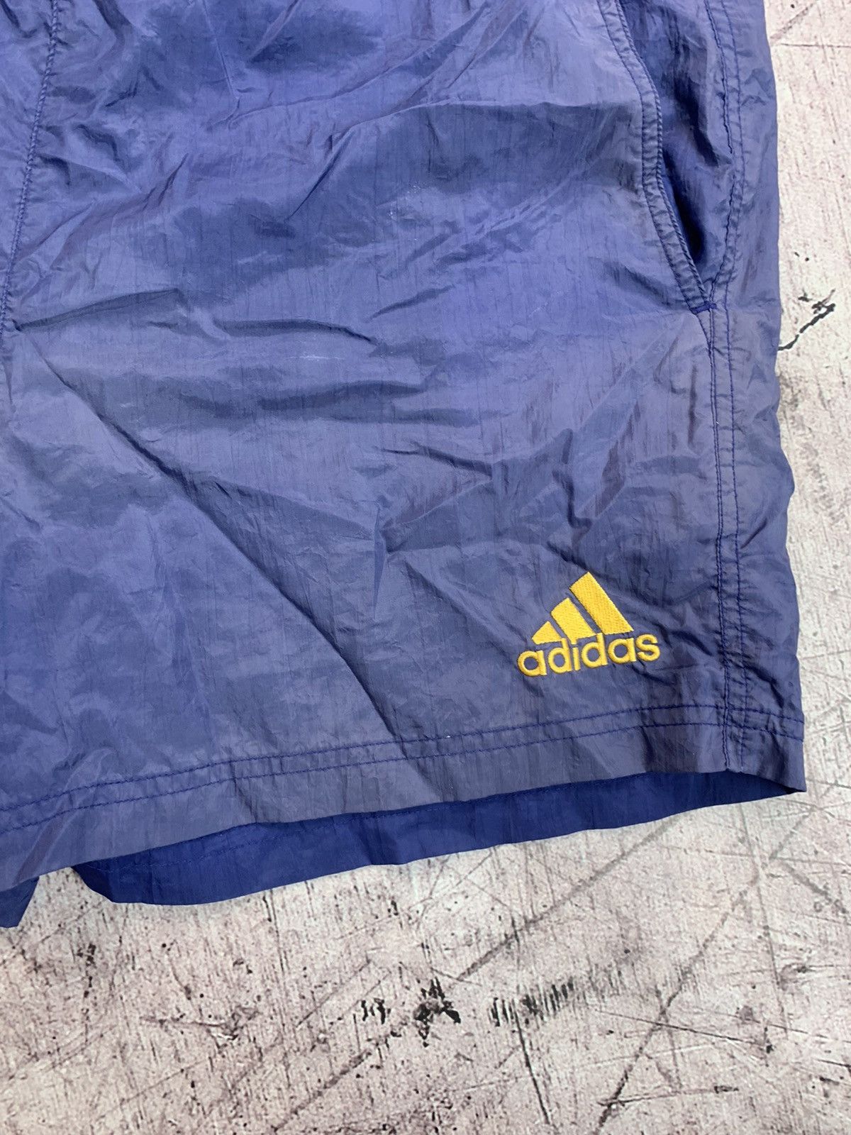 Adidas × Vintage Adidas Vintage Shorts Size US 30 / EU 46 - 9 Thumbnail